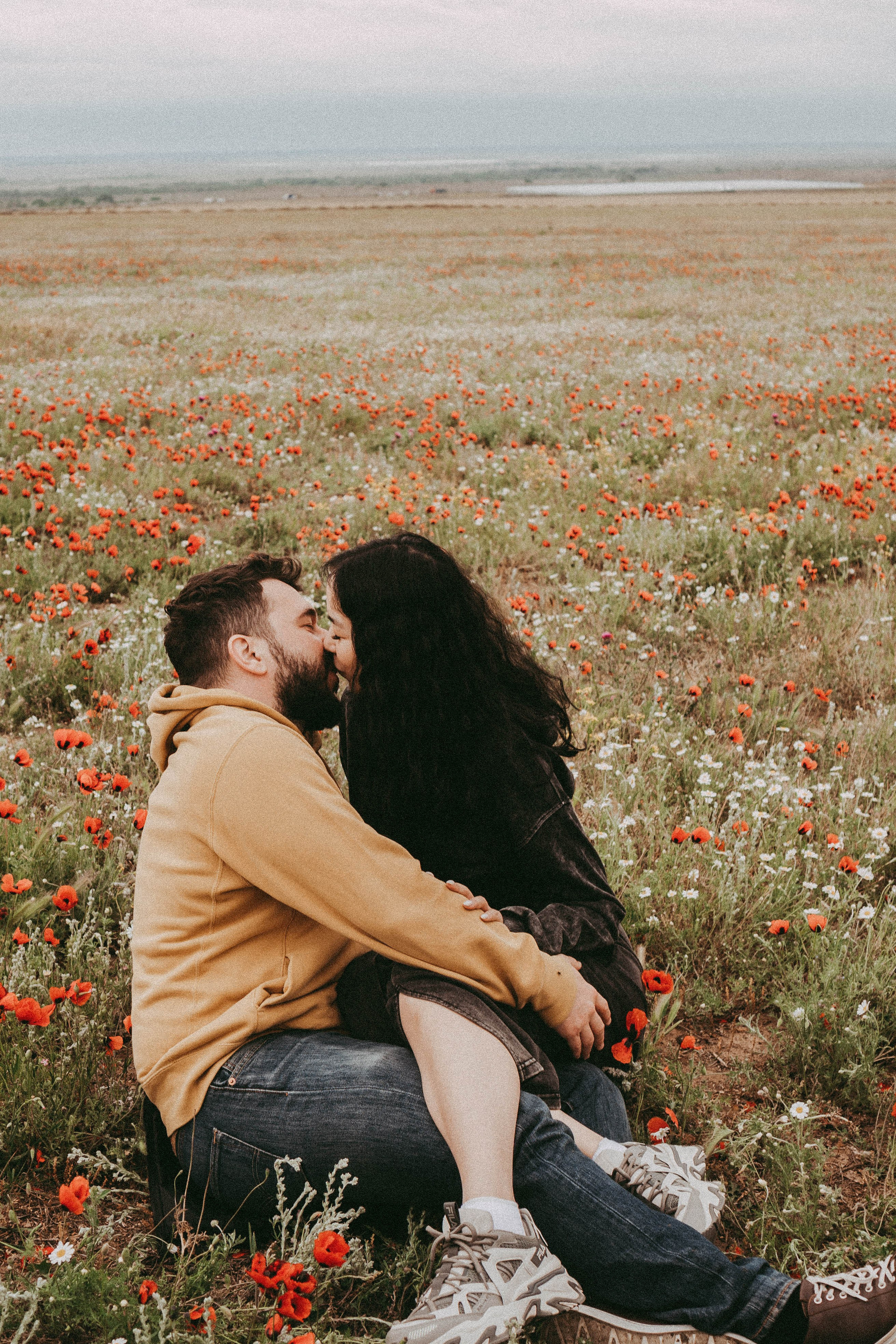 Любовь в маковом поле. Профессиональный фотограф, Санкт-Петербург — Виктория Богомолова