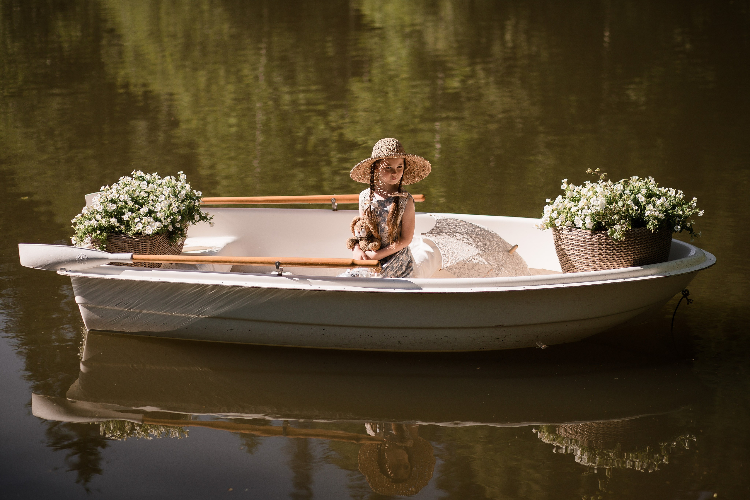 В лодке с цветами. Детский и семейный фотограф, Катерина Дементьева. Город Пермь