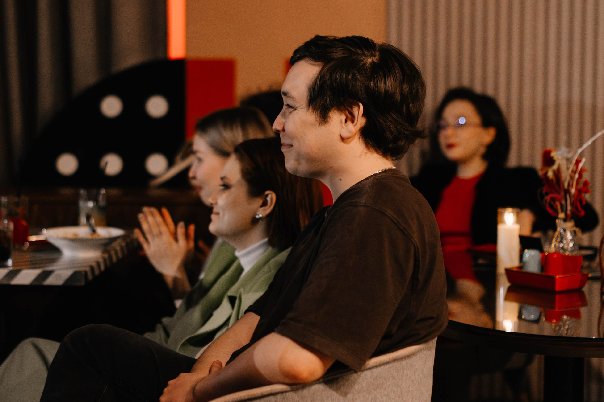 StandUp с Наташей Красновой. 1 апреля в Sketch. Фотограф в Челябинске Любовь Денисенко