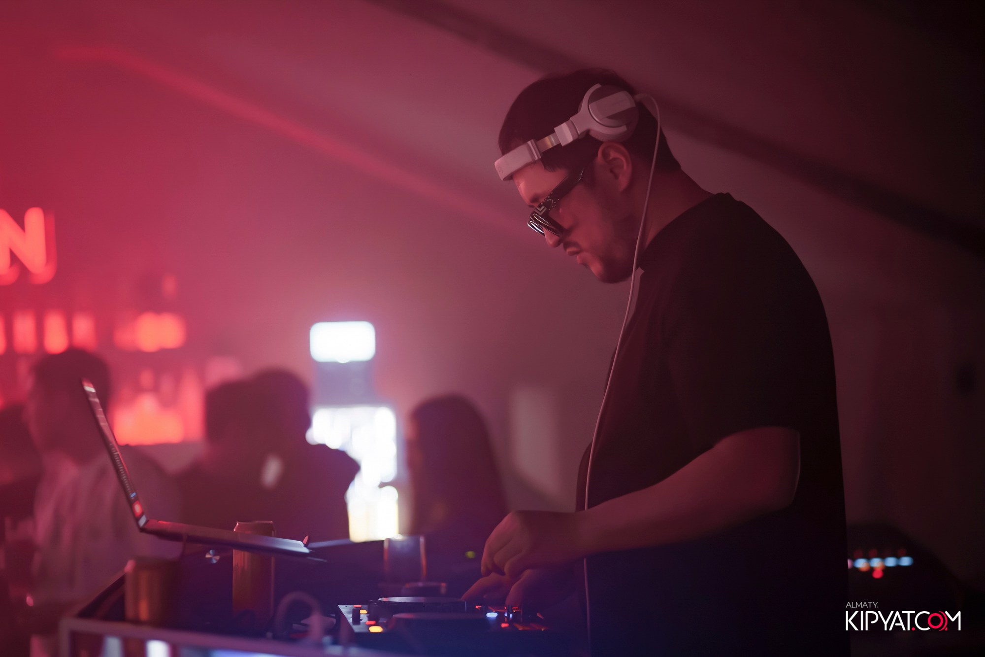 ILLUZION NIGHT CLUB. КИПЯТКОМ АЛМАТЫ! Фотосъемка мероприятий в Алматы