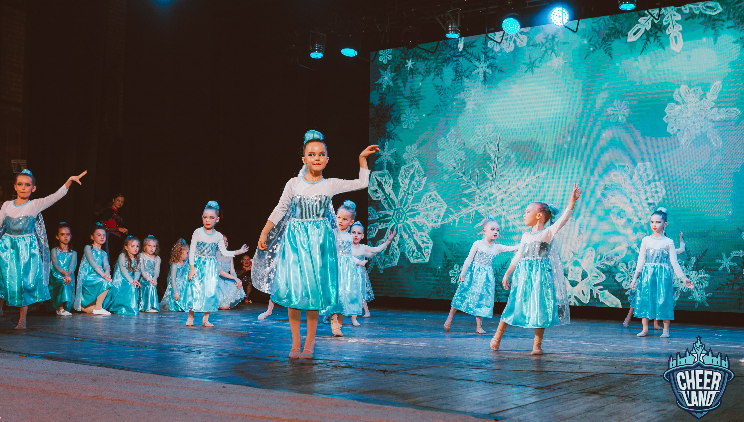 КОСМИЧЕСКОЕ НОВОГОДНЕЕ ПУТЕШЕСТВИЕ «CHEER LAND». Репортажный, семейный, свадебный, портретный фотограф