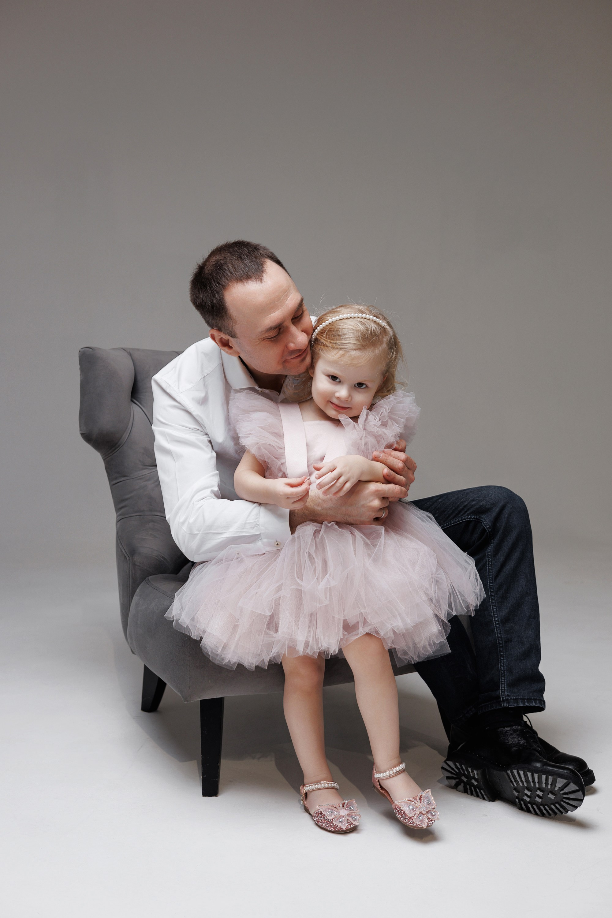 Съемка Дня Рождения Алисы в фотостудии CROSS-STUDIO зал IDEAL. Свадебный и семейный фотограф в Москве и МО Елена Агапова