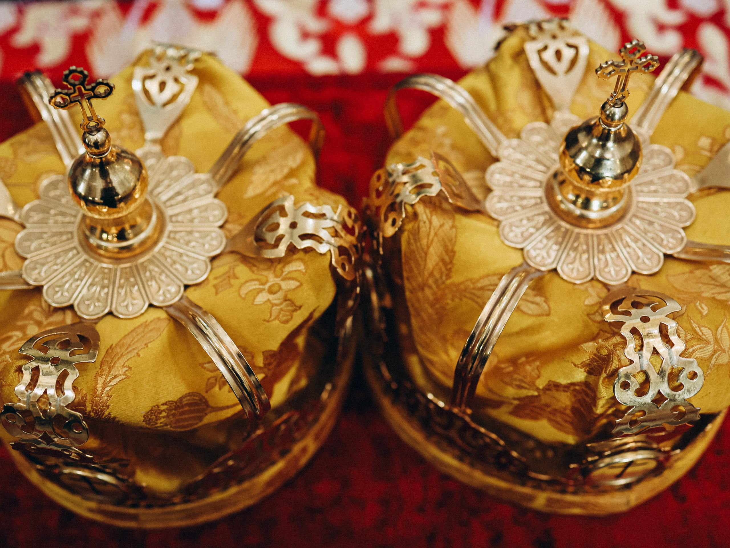 Венчание в Храме на Крови. Семейный и детский фотограф в  г. Екатеринбурге Холодова Юлия