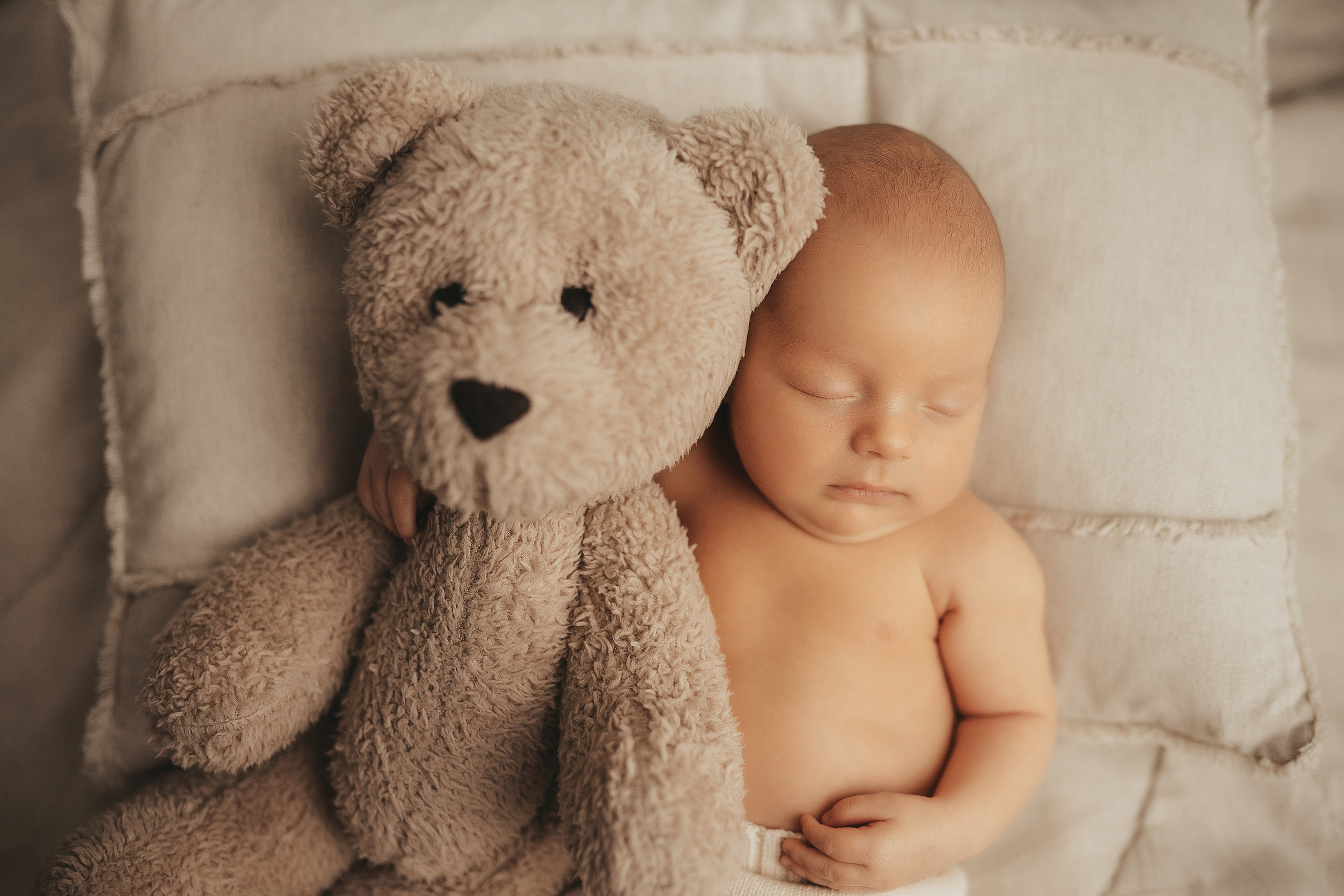 Фотосъемка новорожденных. Фотограф Крещения и Венчания в Москве