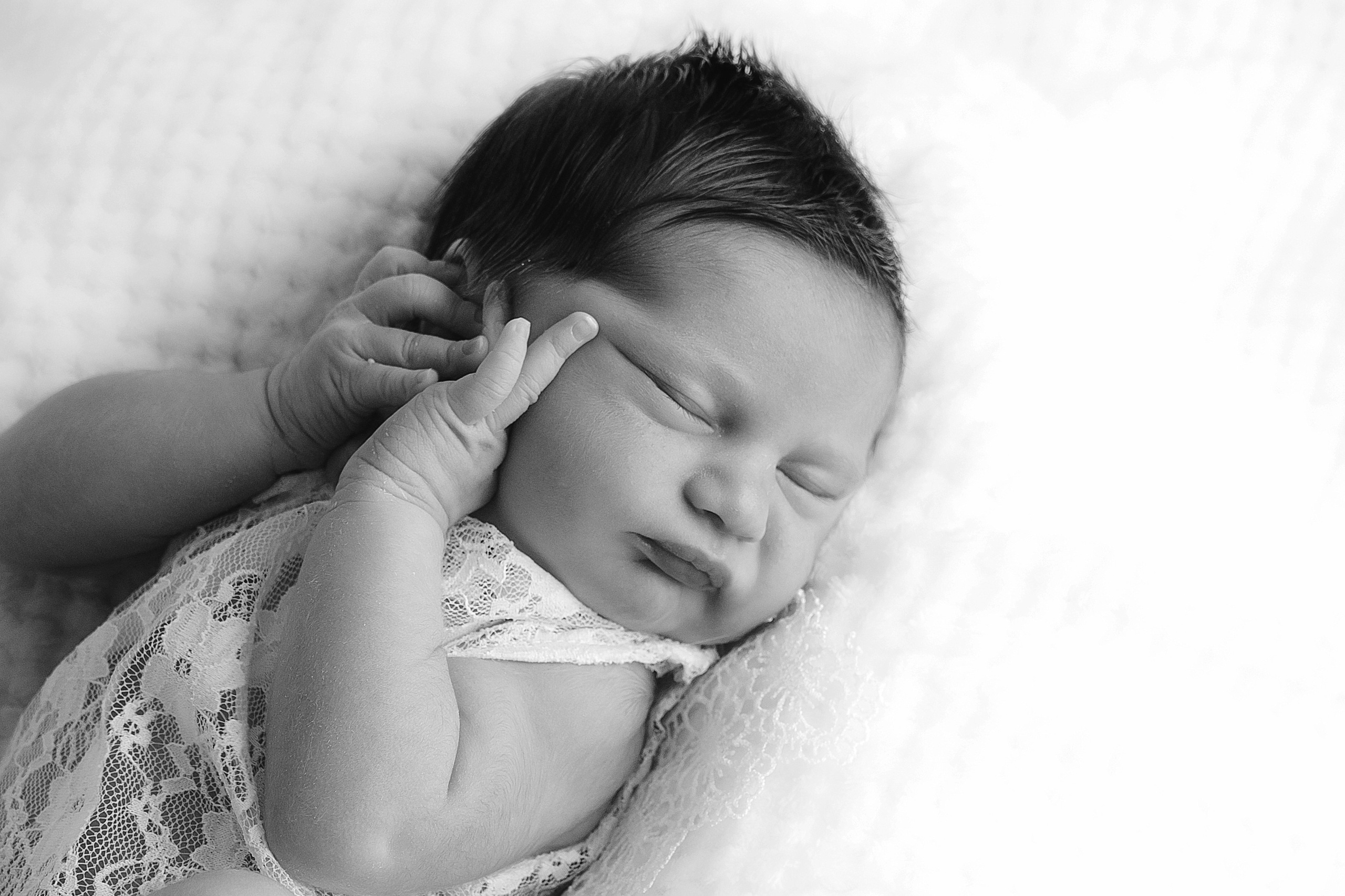 Фотосъемка новорожденных. Фотограф Крещения и Венчания в Москве