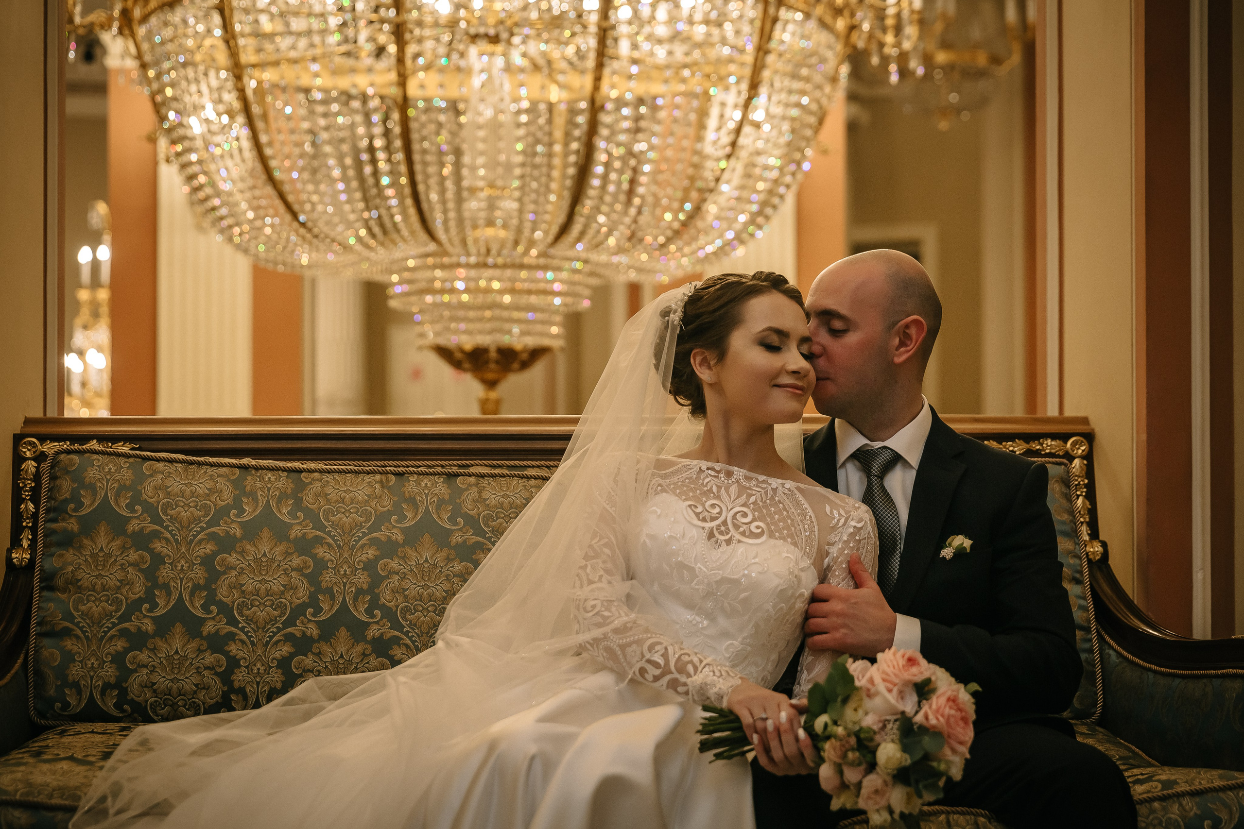 ОКТЯБРЬ | Дворец № 1 Талион, Особняк военного министра. Свадебный фотограф в Санкт-Петербурге Полина Корзухина