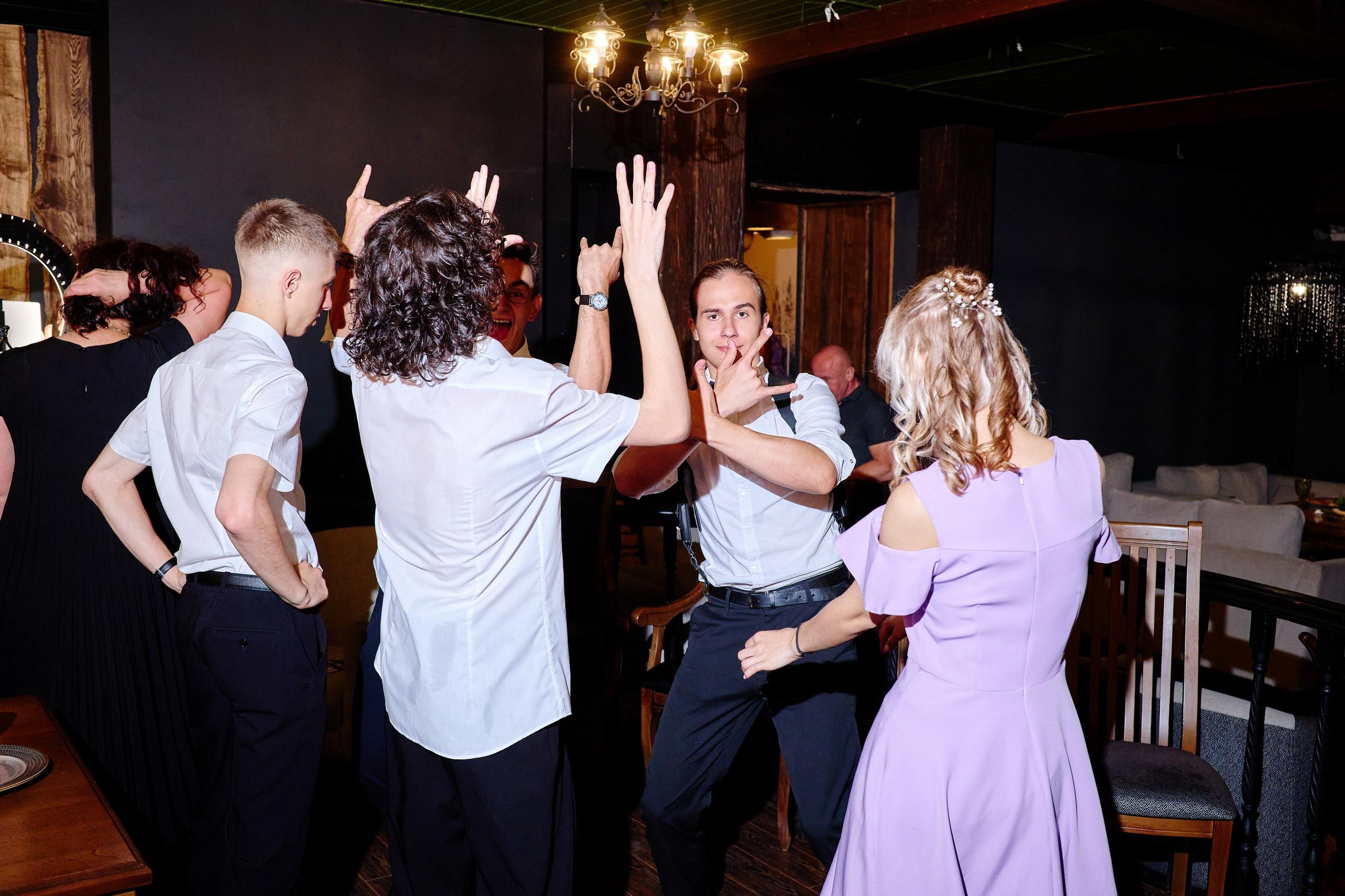 Выпускной 35 Сош. Фотограф Выпускные альбомы Таганрог Сергей Коробченко