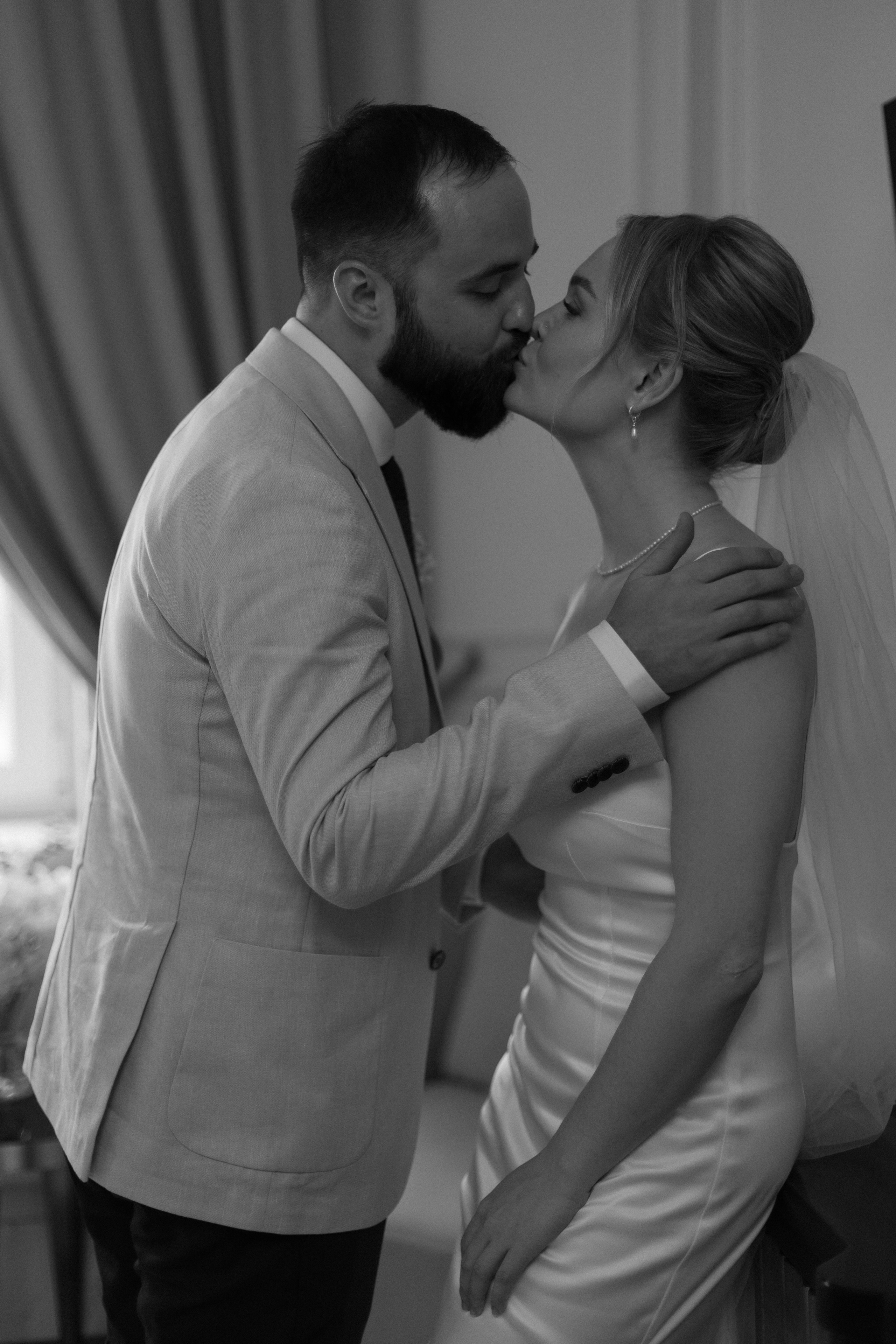 Свадьба в летний день с прогулкой в парке и свадебным ужином в загородной клубе. Свадебный, репортажный и портретный фотограф Сочи, Краснодар. Александра Зайцева