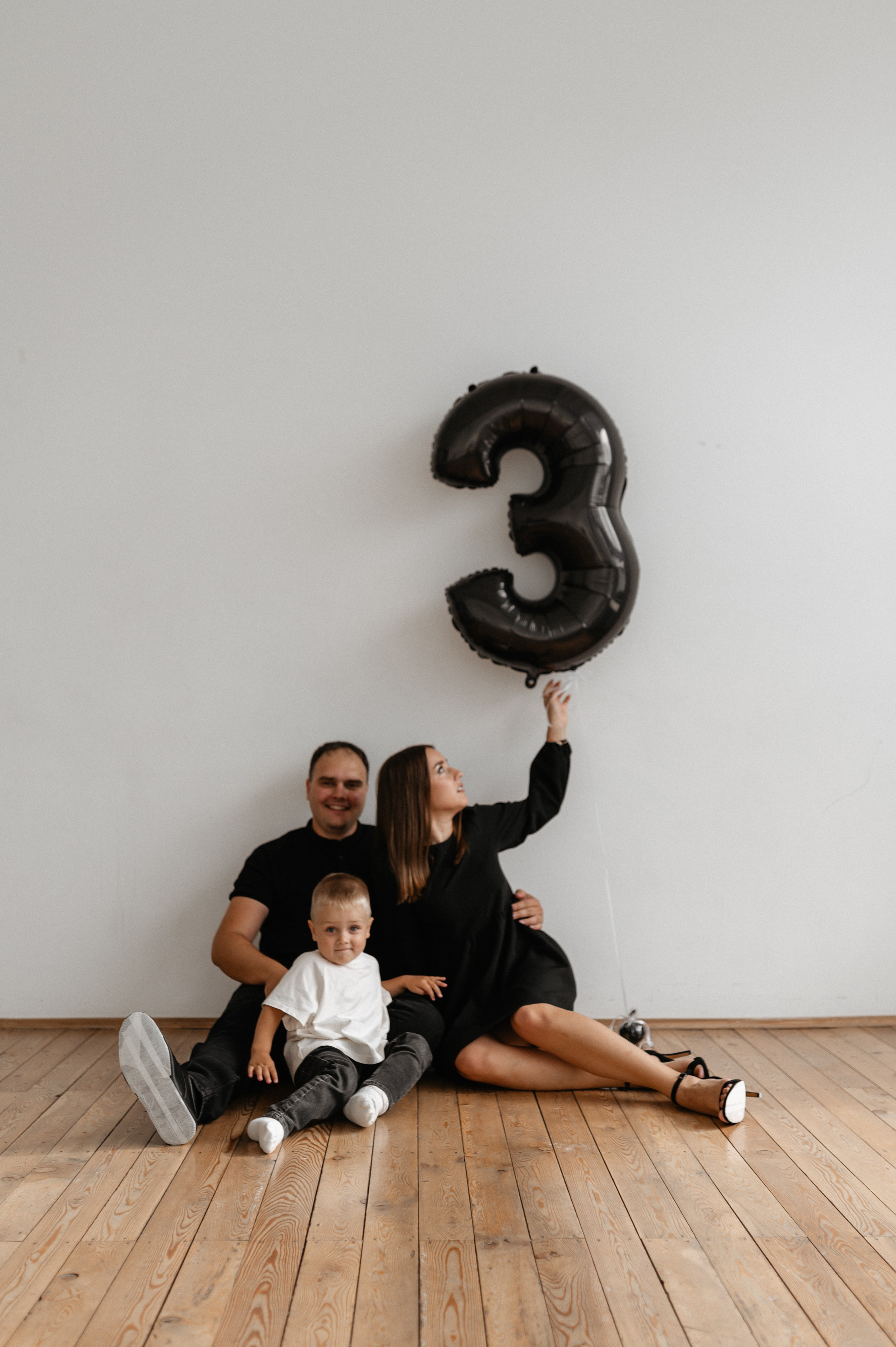 Детский black ДР в студии. Главная