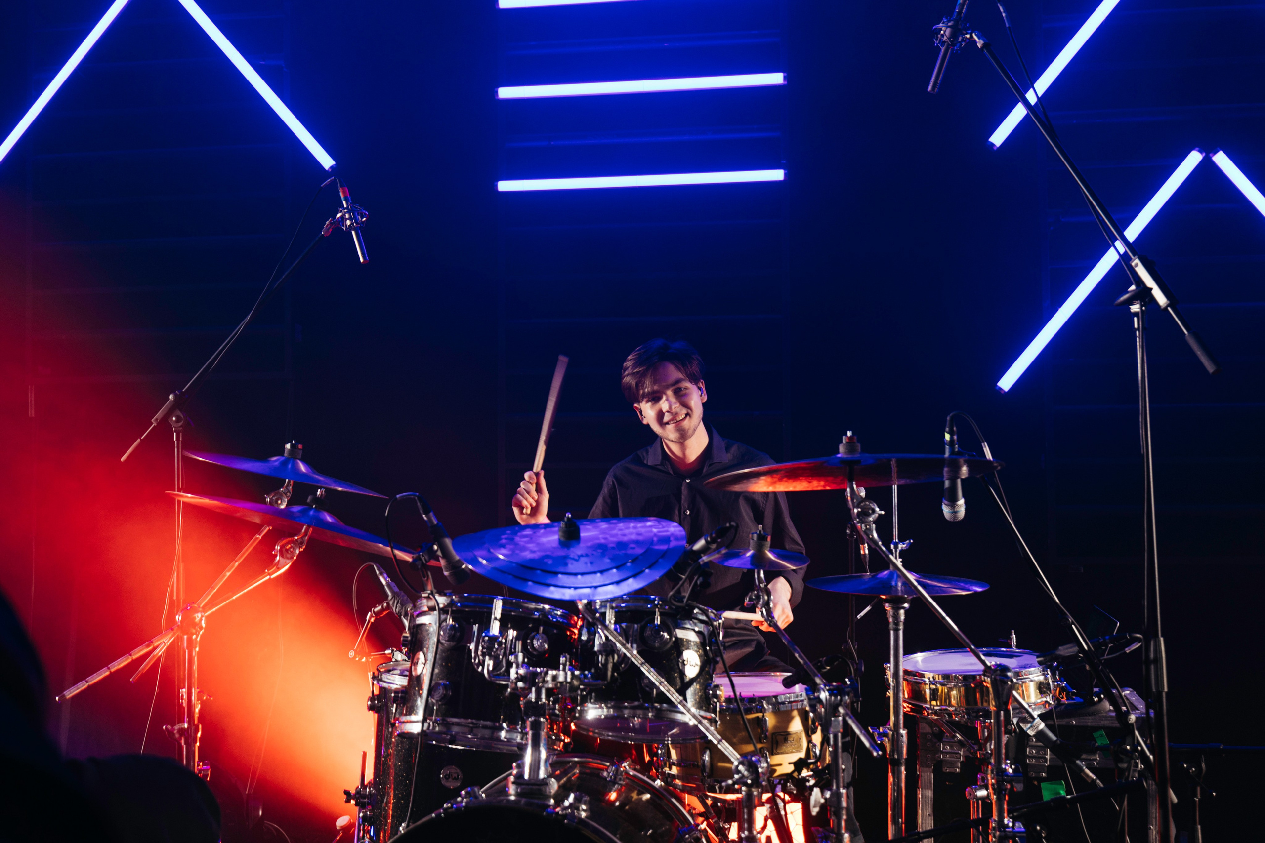 IZBA FEST В VK STADIUM 04.05.24. Концертный и репортажный фотограф в Москве и Санкт-Петербурге Мария