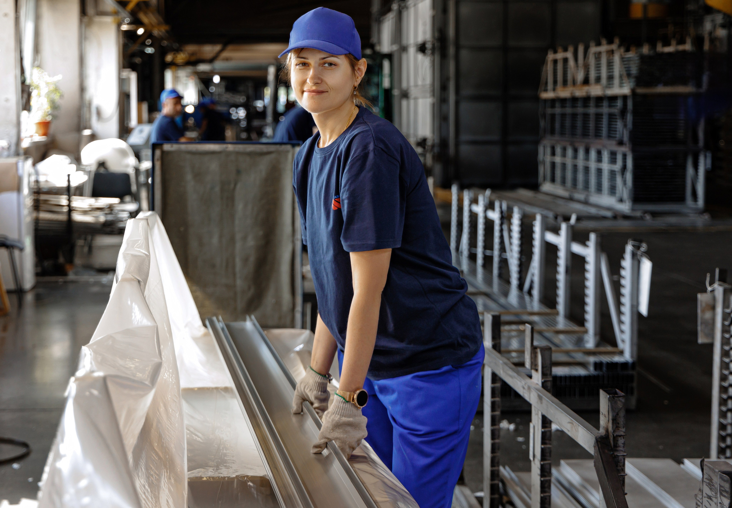 Алюминиевый завод, вакансии. Фотограф, видеограф