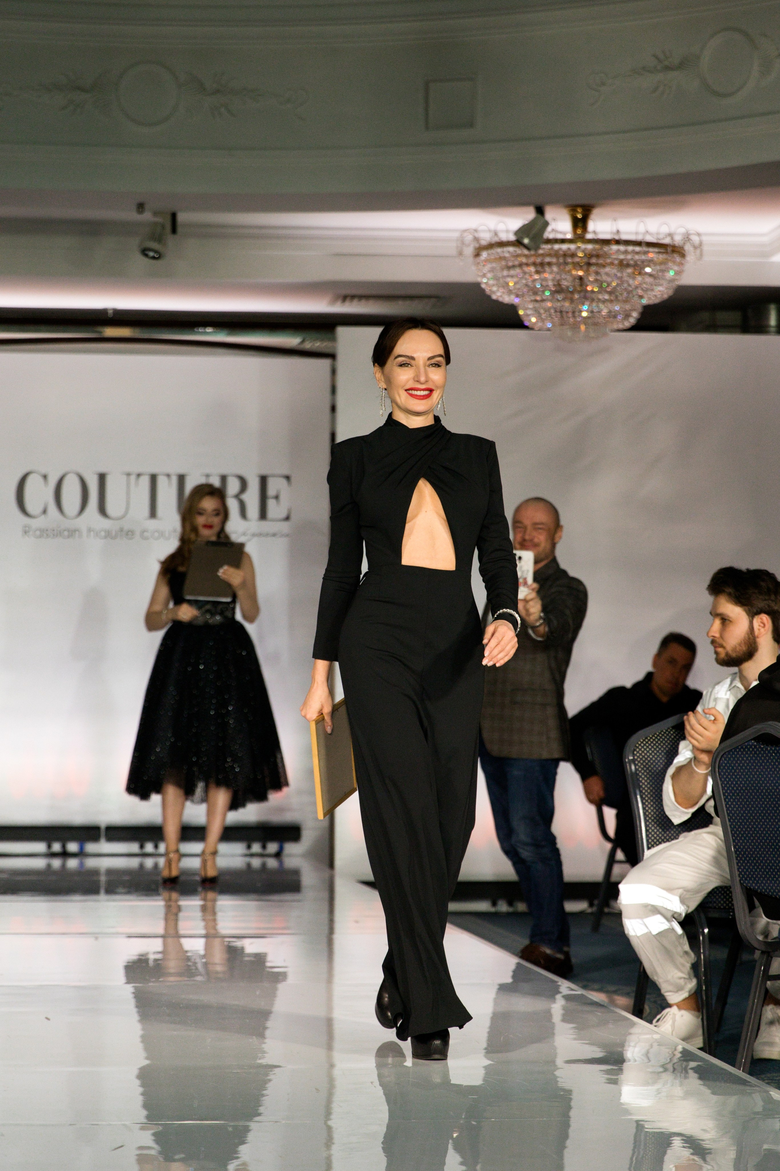 Репортаж показа «Кутюр по-русски». Фотограф в Санкт-Петербурге Вагнер Юлия