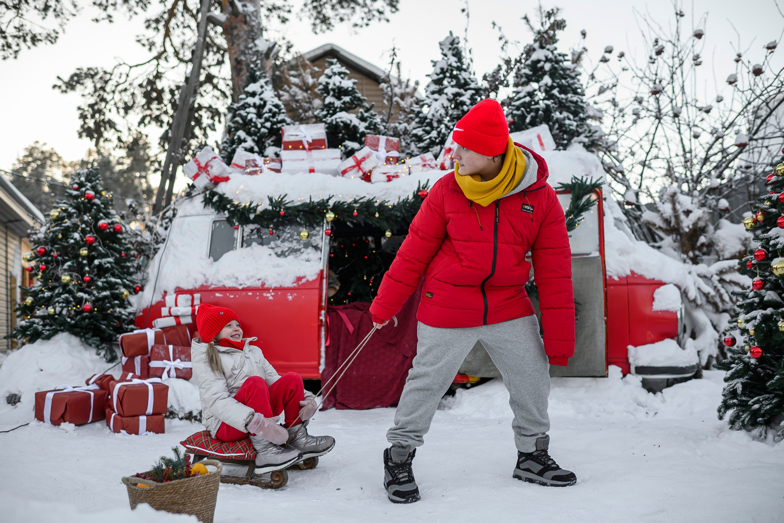 НОВОГОДНИЙ ФУРГОН. Семейный фотограф Екатеринбург Лора Мур