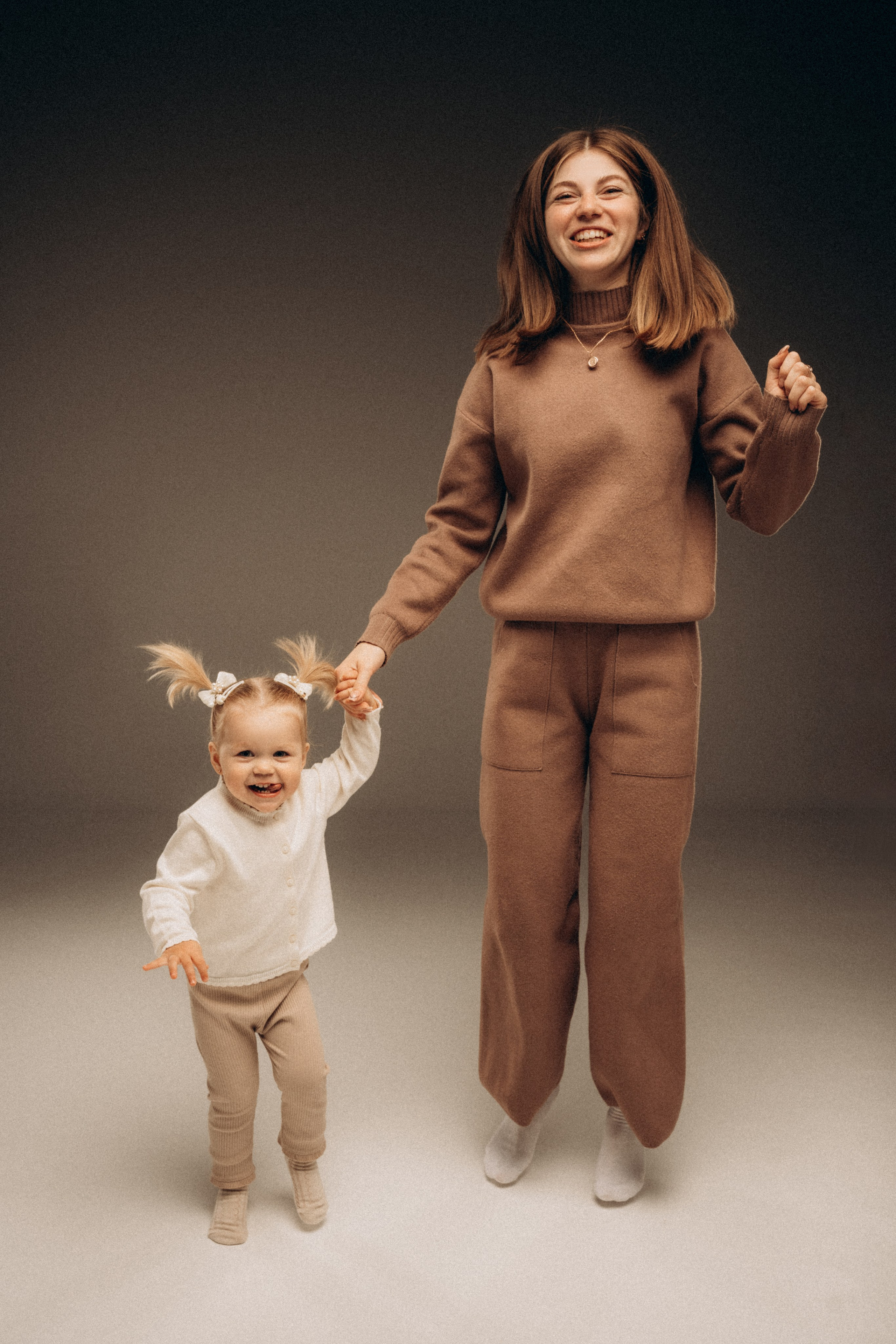 Анастасия и Аделина. Фотограф Мария Миллс | Минск