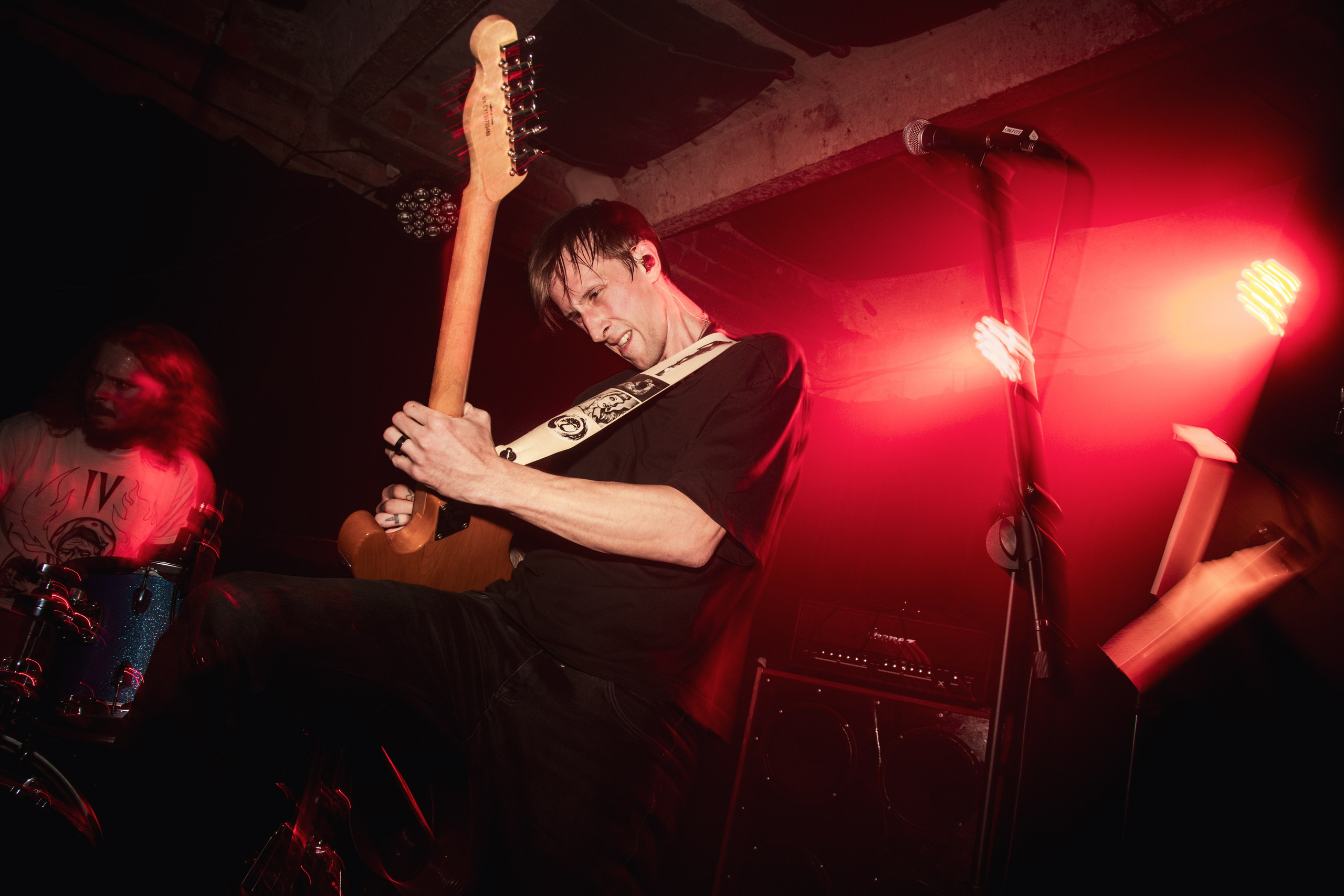 Laugar & Шумы Штормовых Широт & Пожары На Дальнем Севере 11.10.2025. Репортажный фотограф в Москве Legiodot