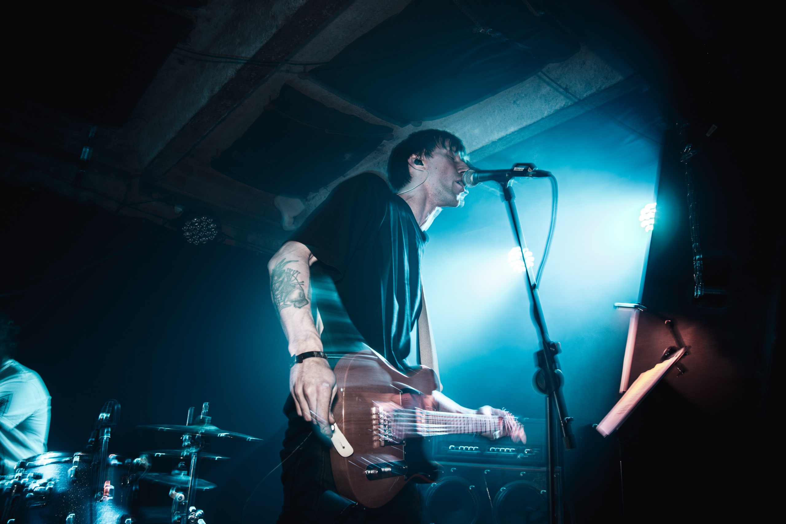 Laugar & Шумы Штормовых Широт & Пожары На Дальнем Севере 11.10.2025. Репортажный фотограф в Москве Legiodot