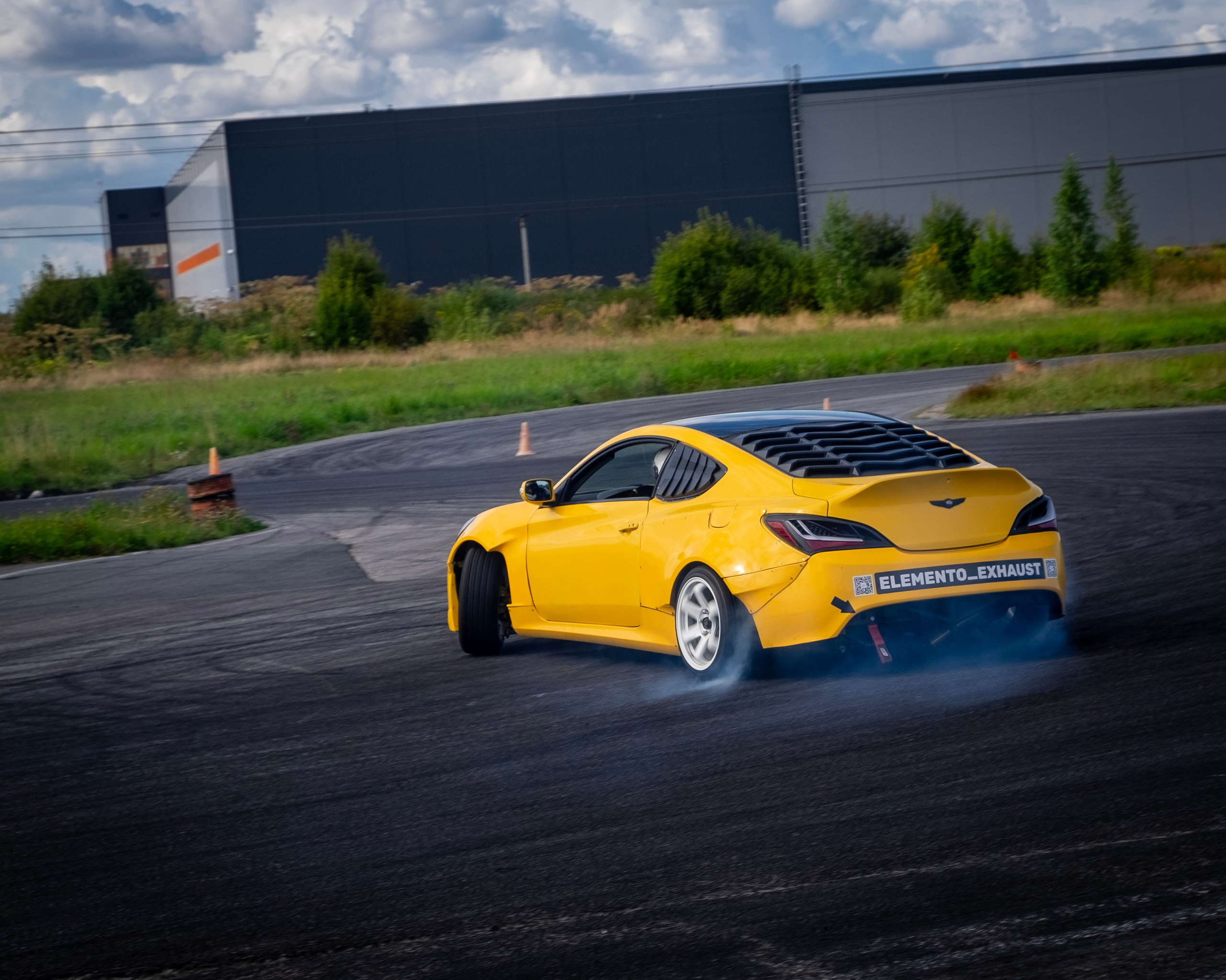 AUTODROM FEST. Автомобильные фотографии и рисунки в Санкт-Петербурги Пашков Дмитрий