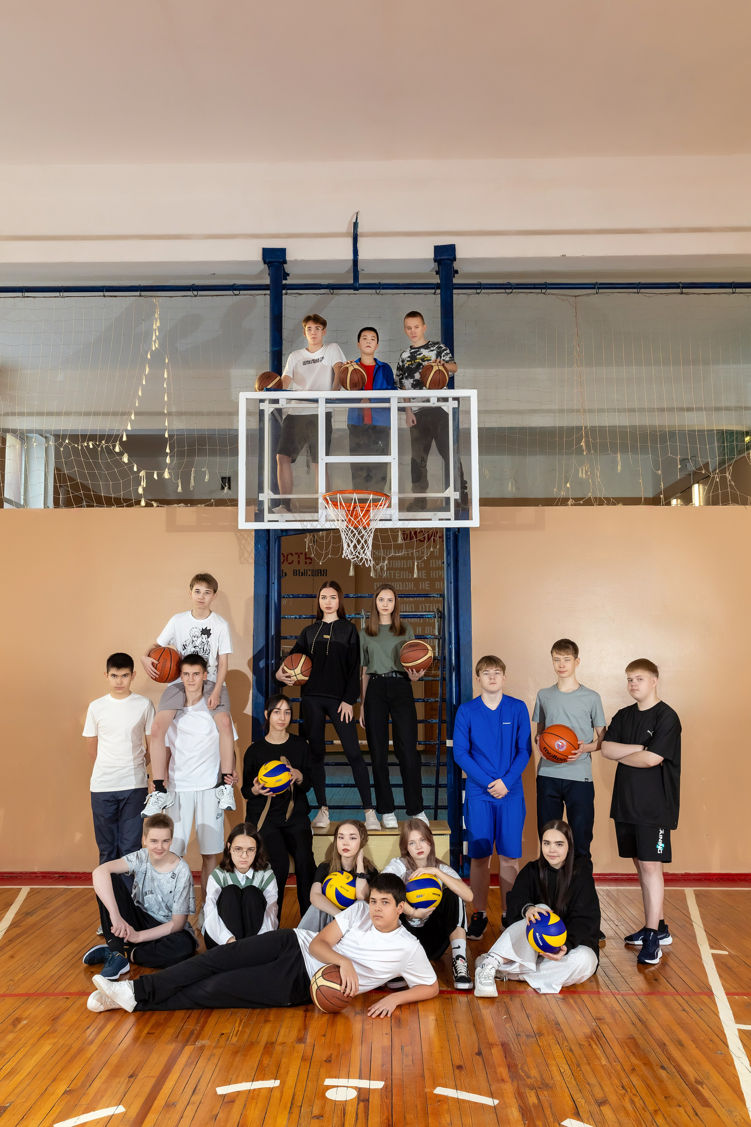 Примеры фото СТАРШИЕ КЛАССЫ. Фотограф Радужный ХМАО, Школьный фотограф, семейный фотограф, выпускной альбом