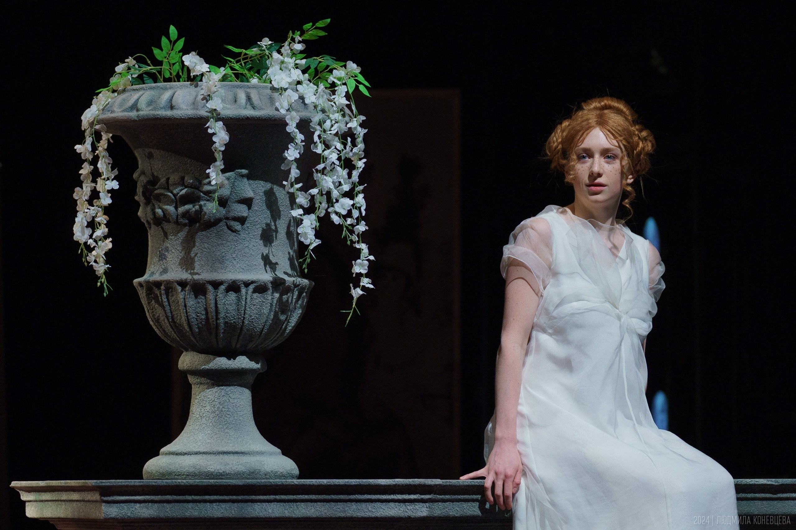 Мастерская Фоменко. «Совер­шенно Неве­ро­ят­ное Со­бы­тие». Постановка Евгений Каменькович. Театральная фотография