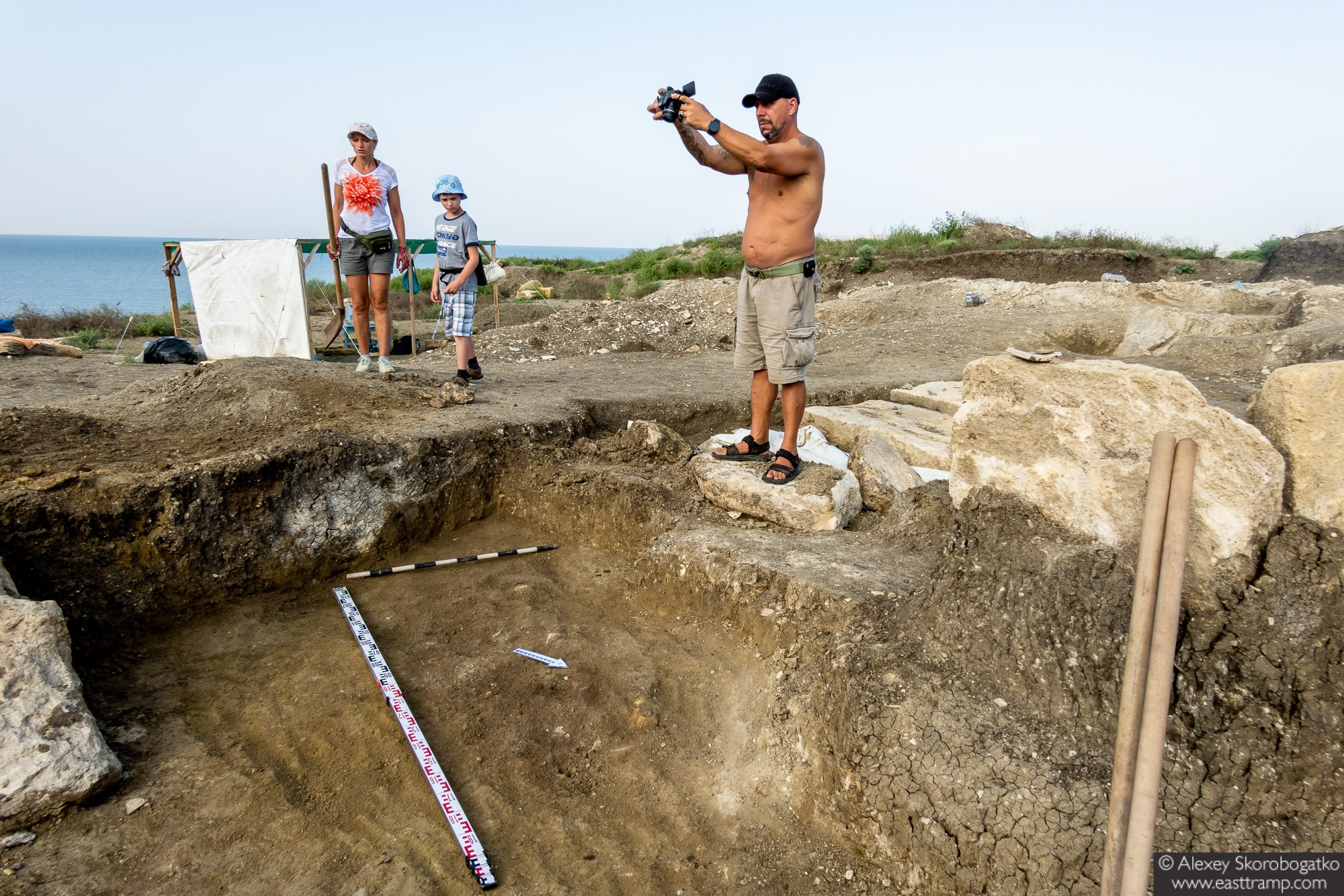 Археологические раскопки некрополя Кыз-Аул в Крыму. Фотограф Алексей Скоробогатько