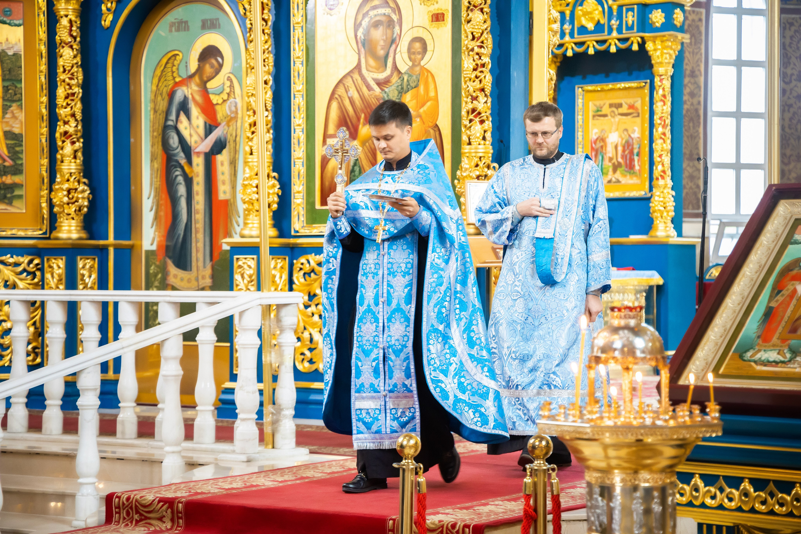 В Храме. Семейный и Свадебный фотограф в Астане Александр Астапов