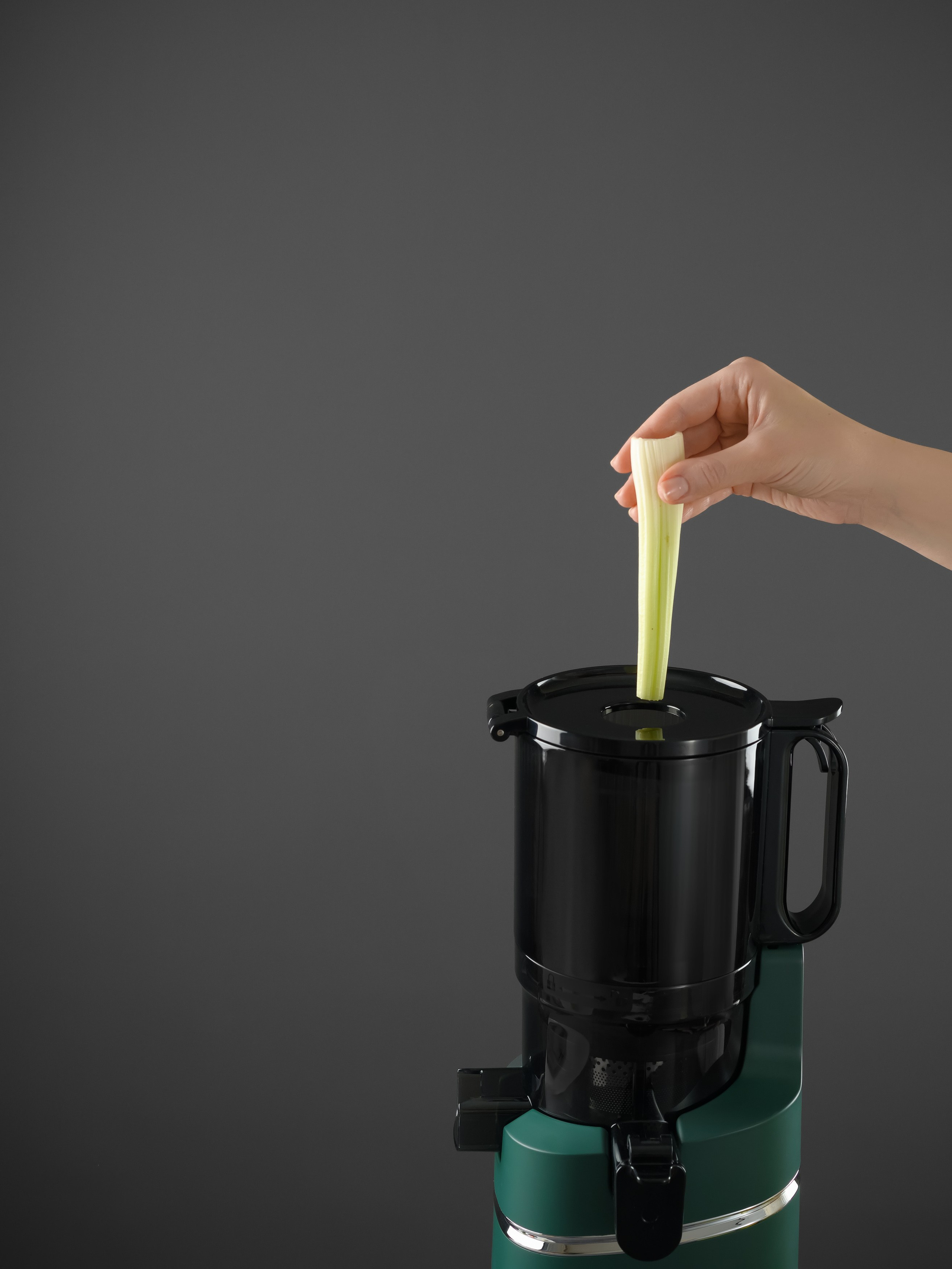 Техника для кухни. Предметный фотограф, инфографика и видео в Санкт-Петербурге