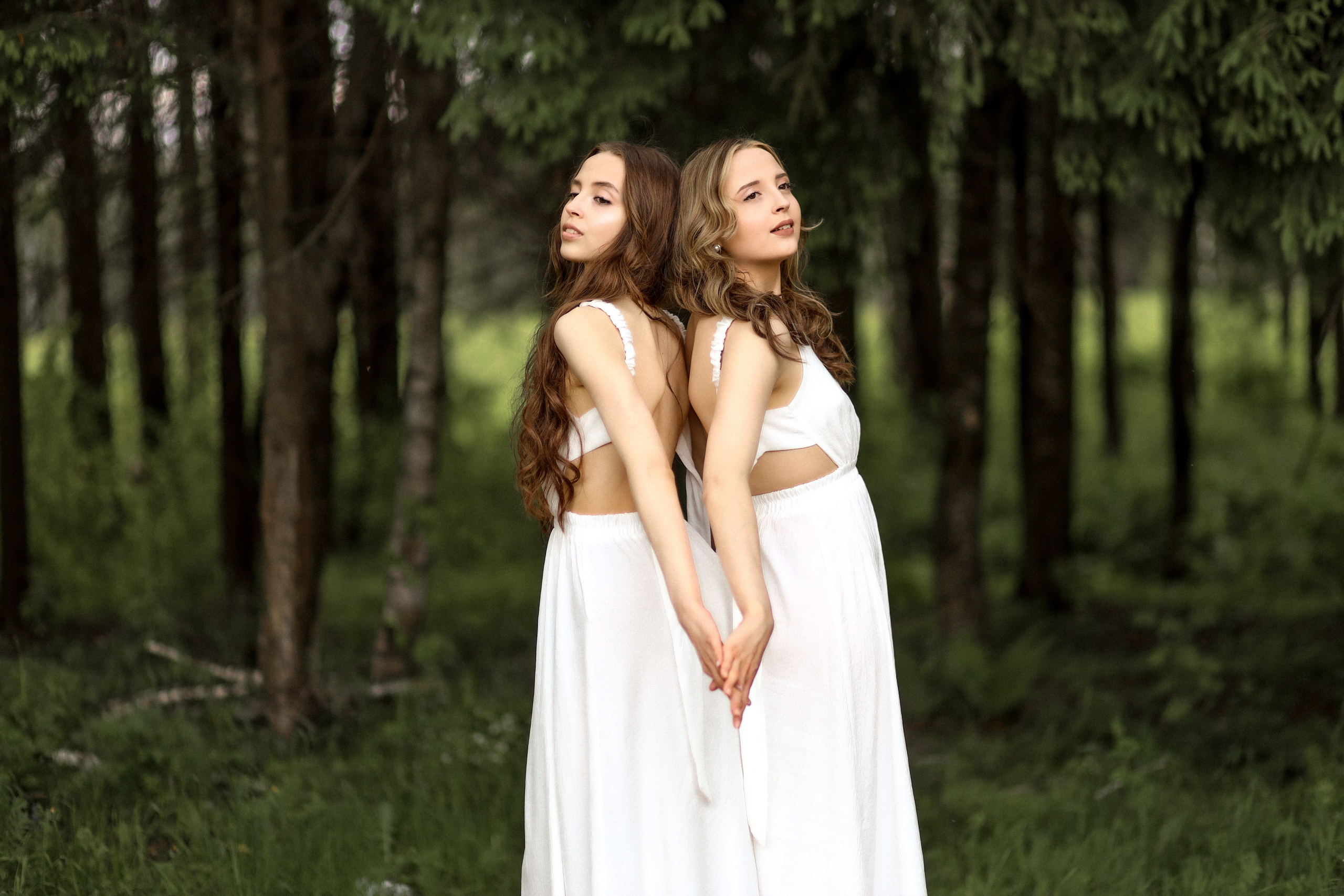 Sisters. Kharchenkotatianaweddingphoto