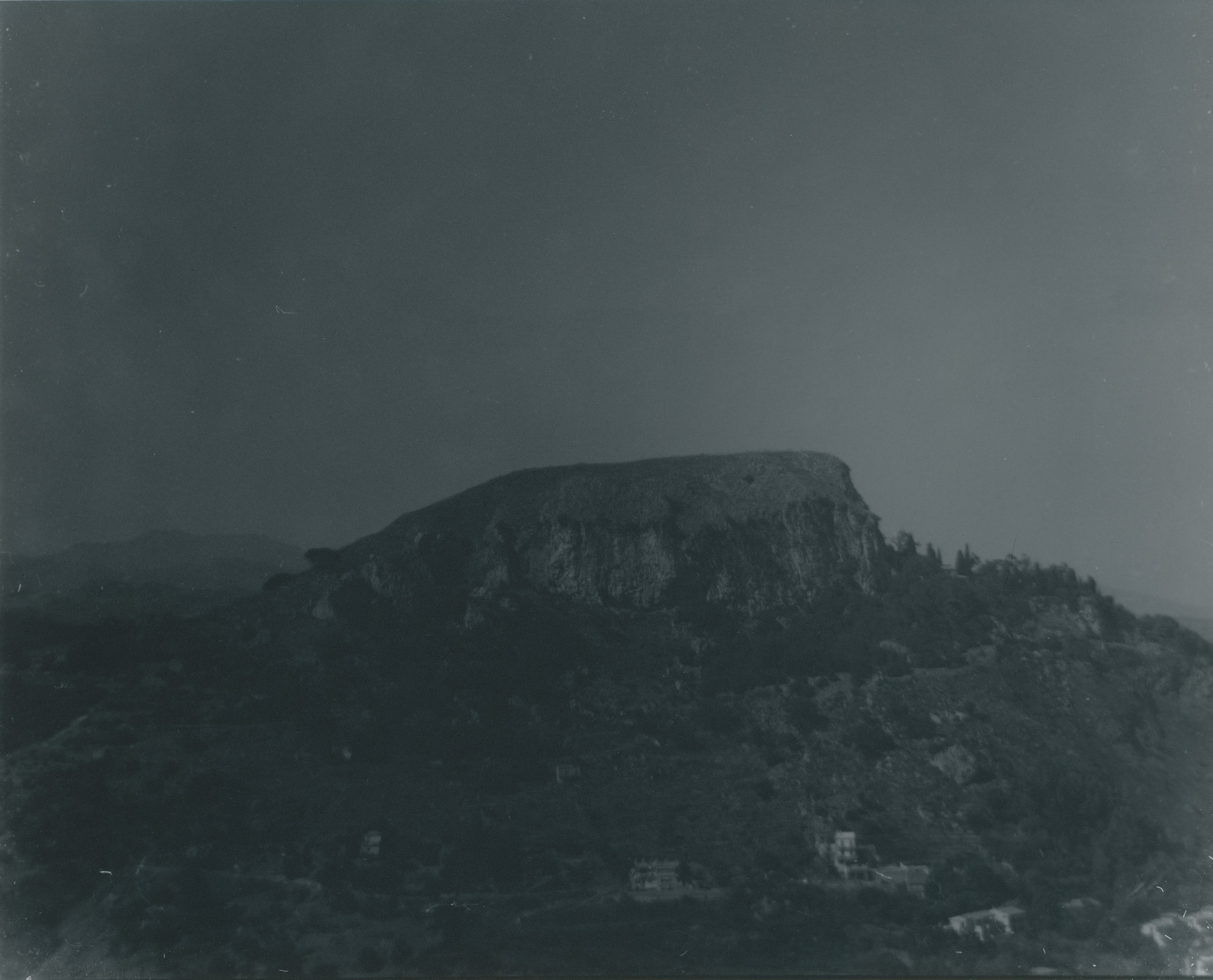 Проект «The Sun Burns» французской художницы Чочана Россо (Chochana Rosso). Private image