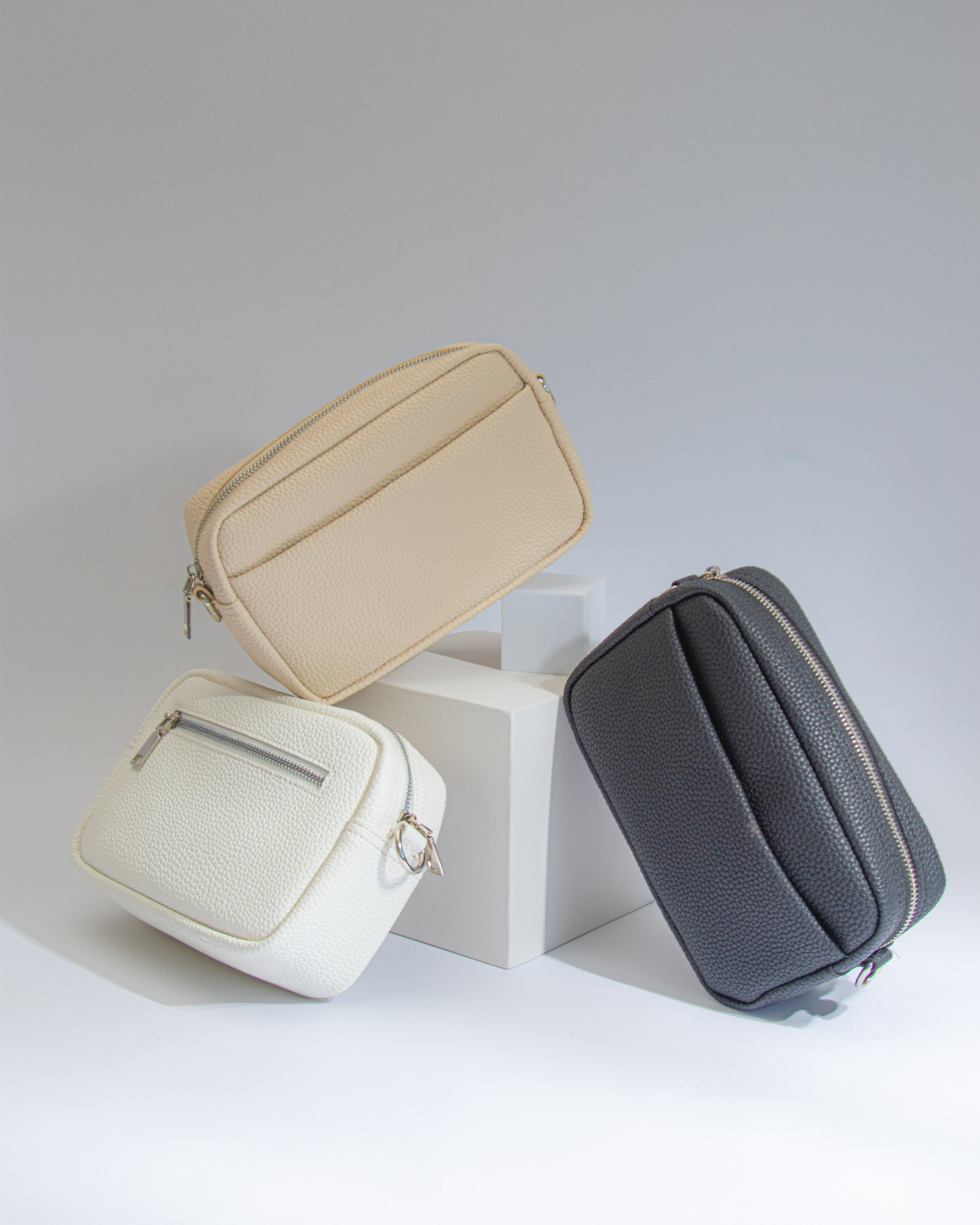 Каталог на белом фоне