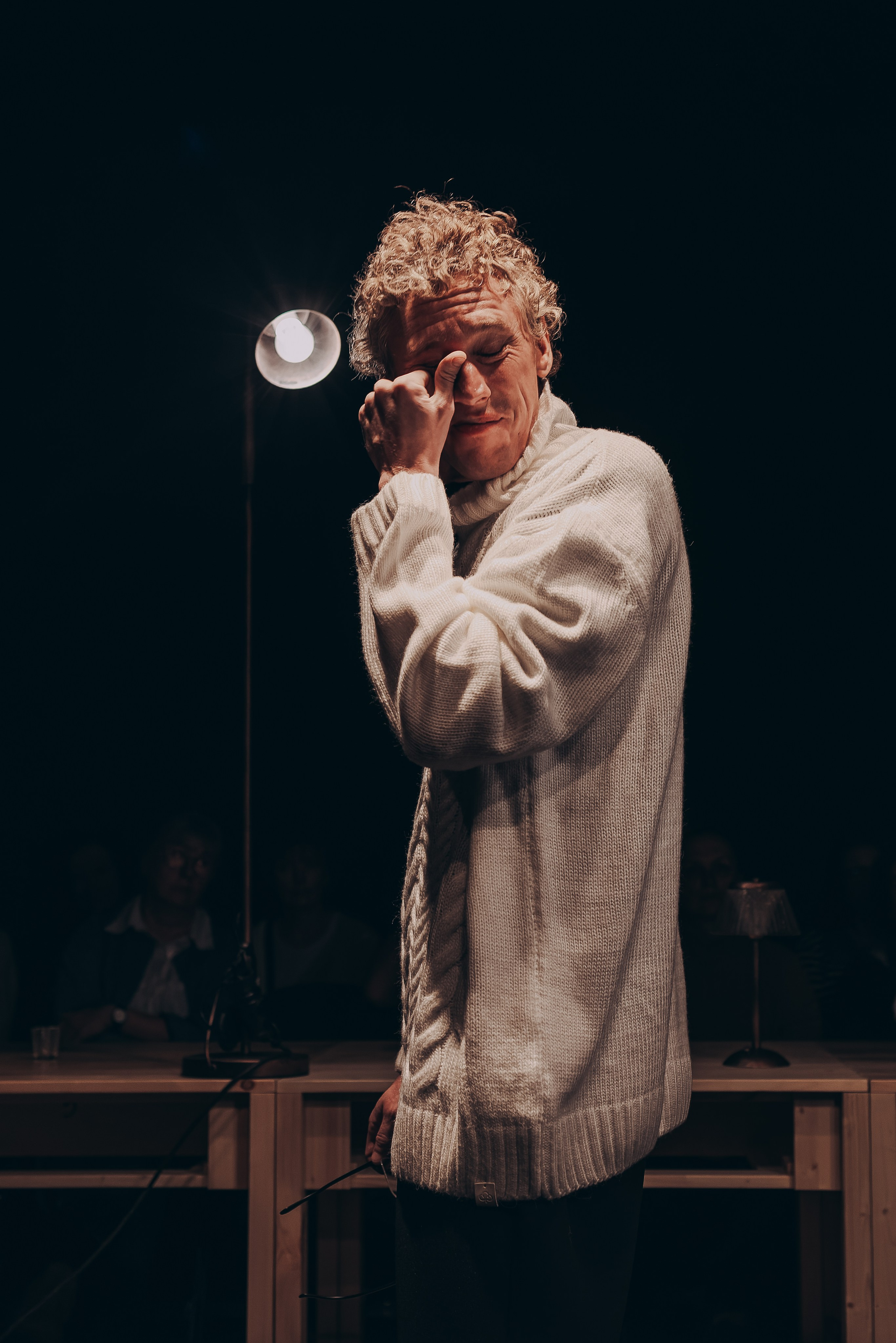 МХТ им. Чехова, «Флешбэк 2002». Фотограф и режиссер Московко Екатерина