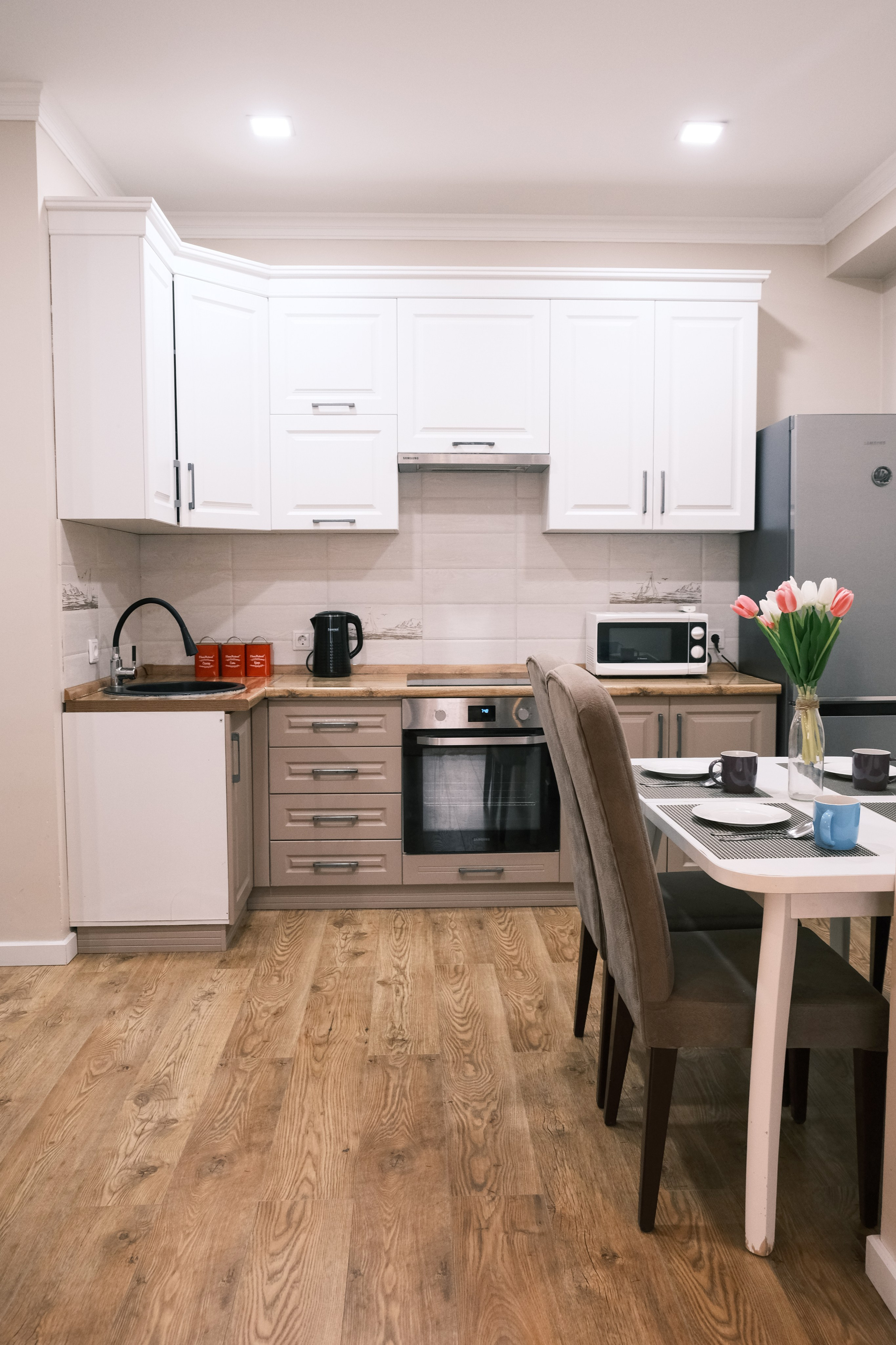 Интерьеры и Экстерьеры. Портреты и репортажные съемки с душой: ваш уникальный момент в объективе Руфата, профессионального фотографа Алматы