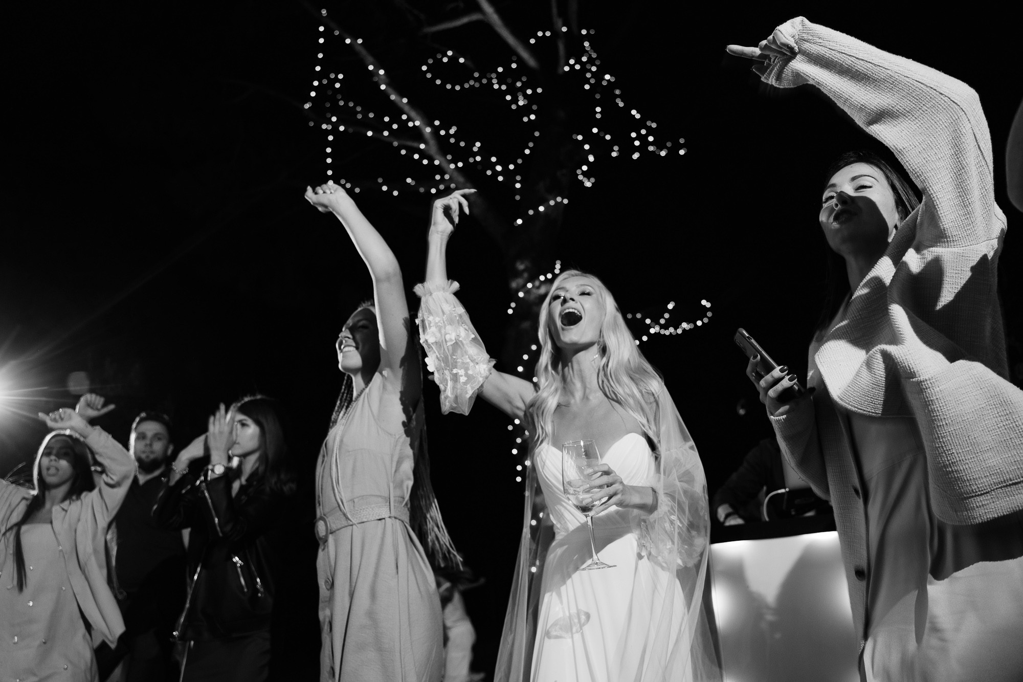 A Fire in the Pool. Hochzeitsfotograf, Familienfotograf Stuttgart, Deutschland. Alex Popov