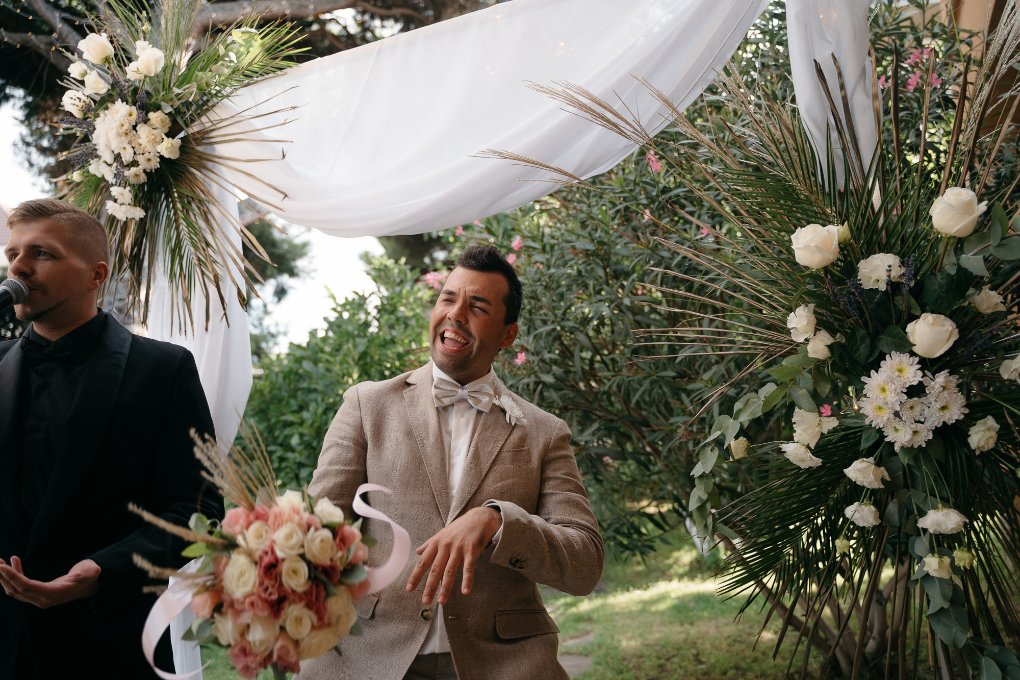 A Fire in the Pool. Hochzeitsfotograf, Familienfotograf Stuttgart, Deutschland. Alex Popov