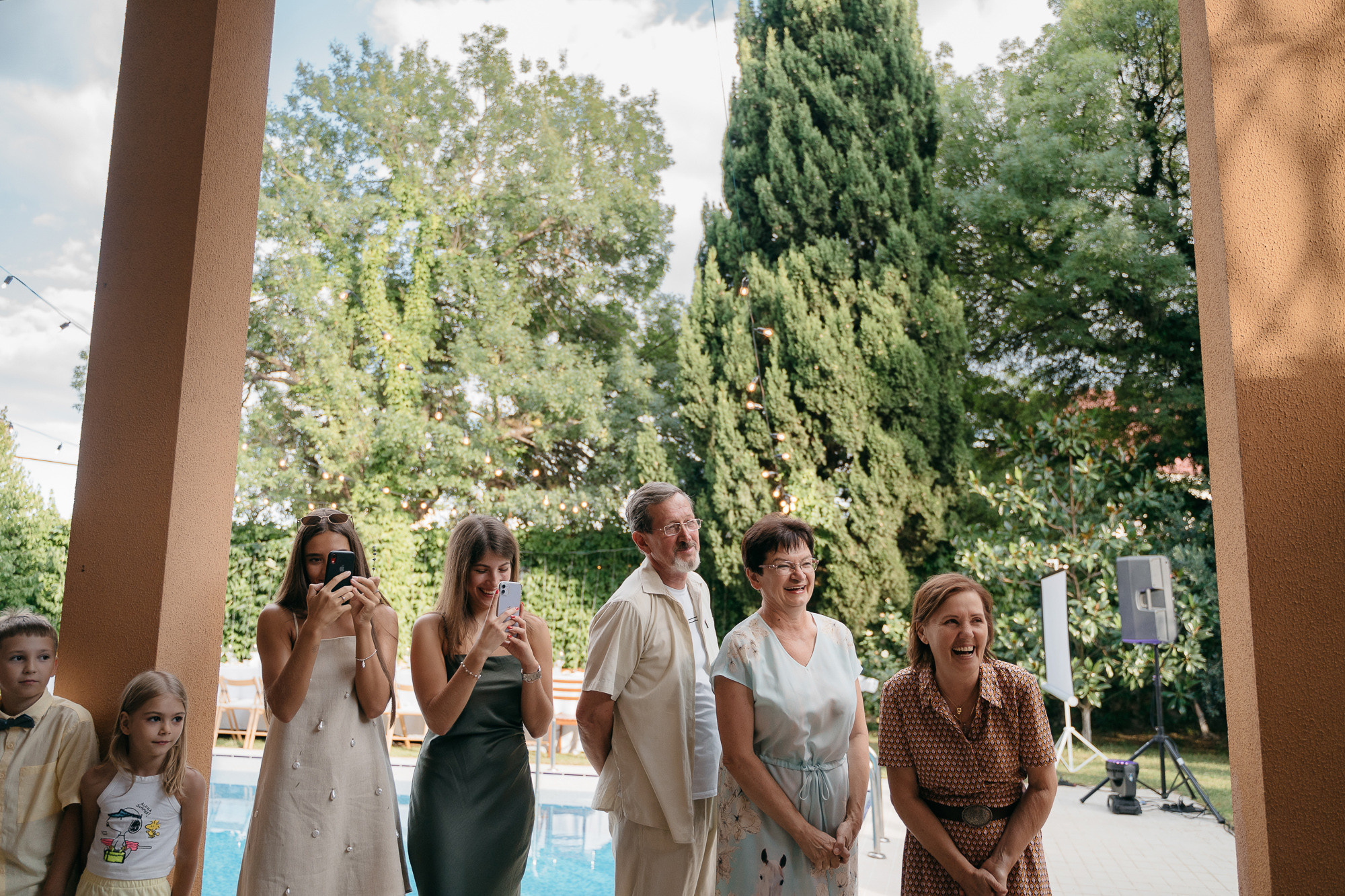 A Fire in the Pool. Hochzeitsfotograf, Familienfotograf Stuttgart, Deutschland. Alex Popov