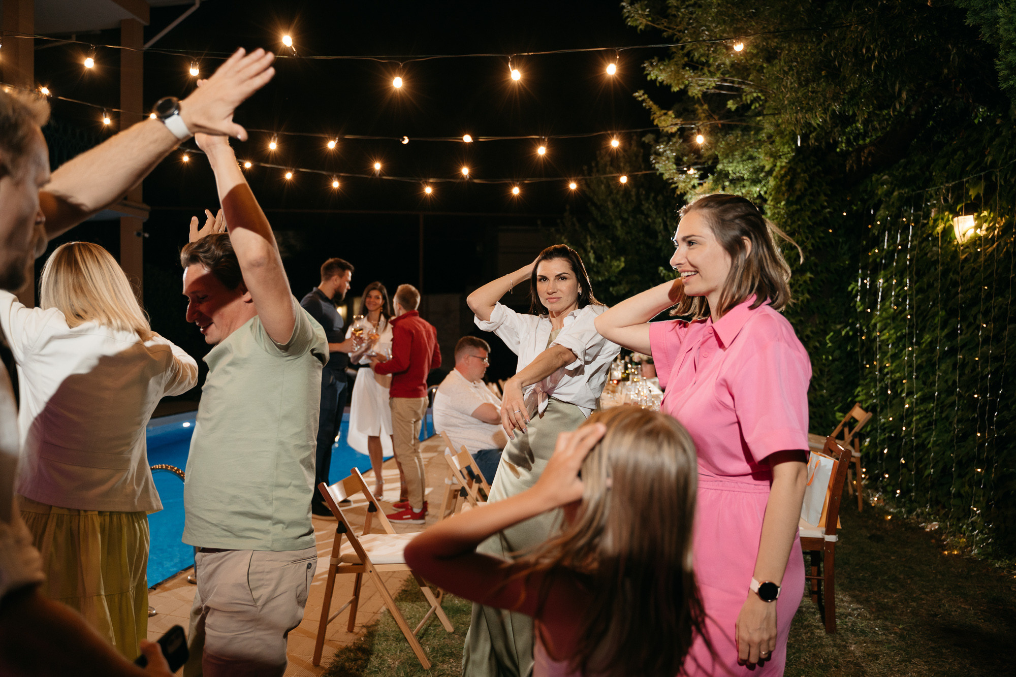A Fire in the Pool. Hochzeitsfotograf, Familienfotograf Stuttgart, Deutschland. Alex Popov