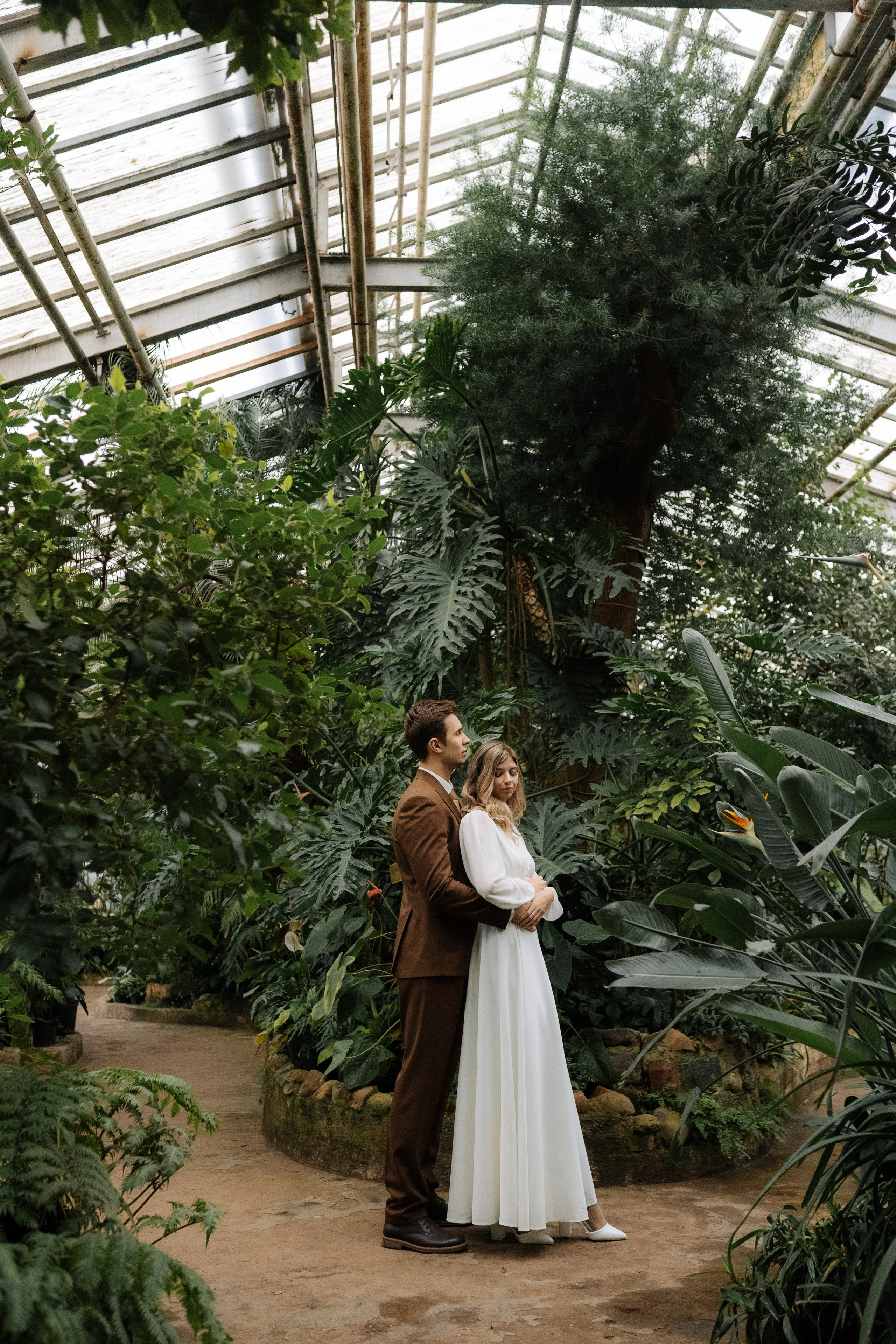 Свадебная фотосессия в оранжерее, Москва. Свадебный фотограф в Москве Анна Полушина