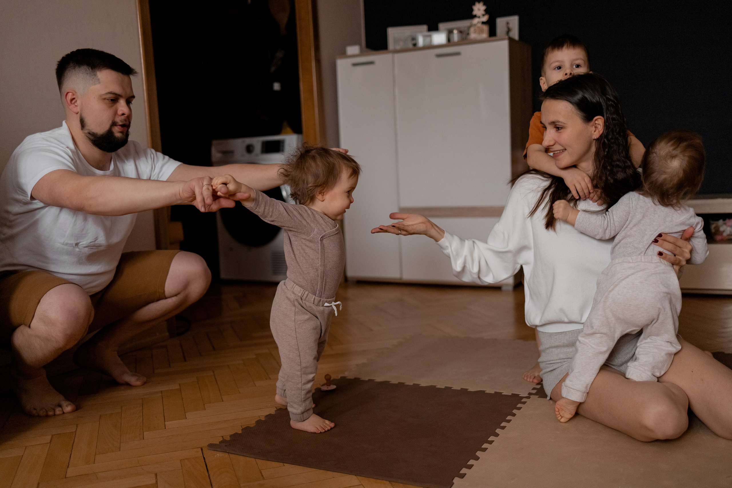Николай, Ирина, Денис, Вика, Ника. Фотограф беременности и материнства в Москве Мария Менендес-Гонсалес