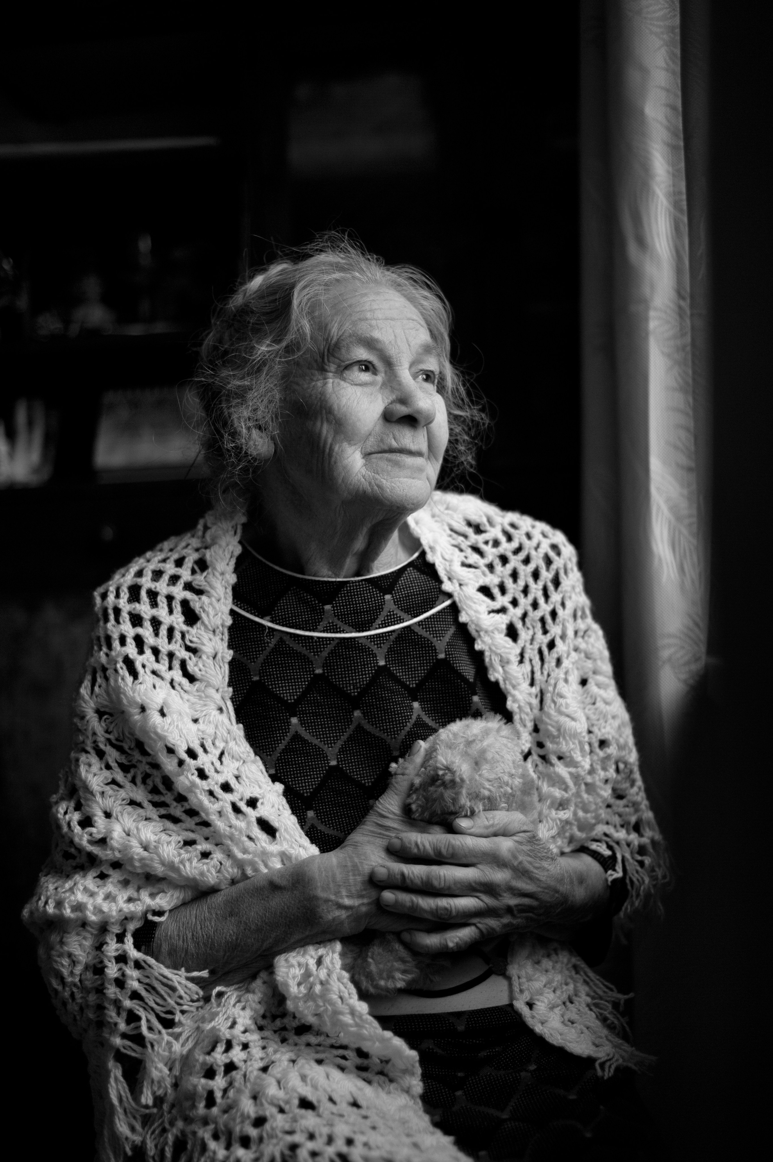 Концептуальный портрет женщины в авторском художественном стиле.