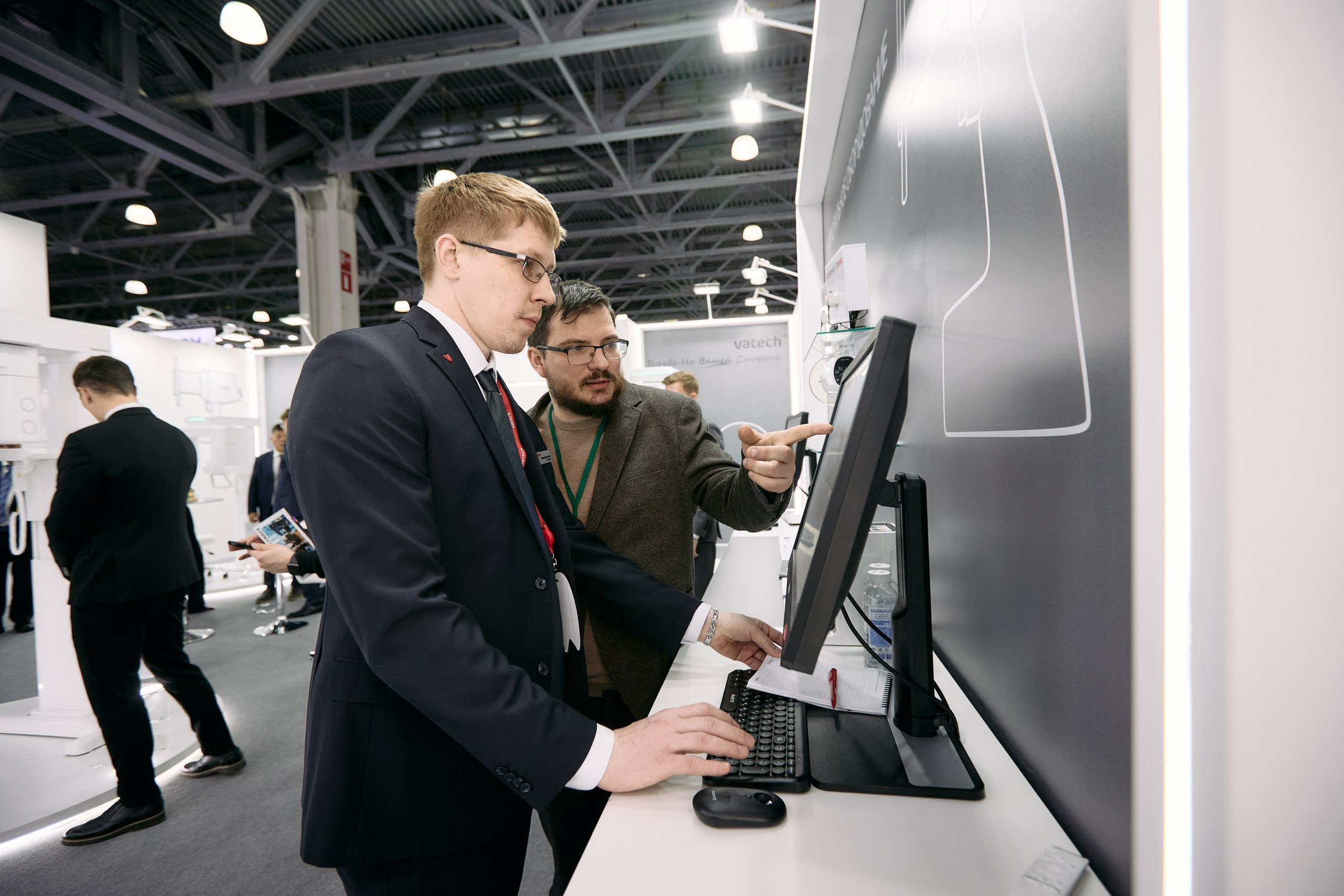 Дентал Салон 2026: Vatech. Свадебный и репортажный фотограф Дмитрий Кононенко