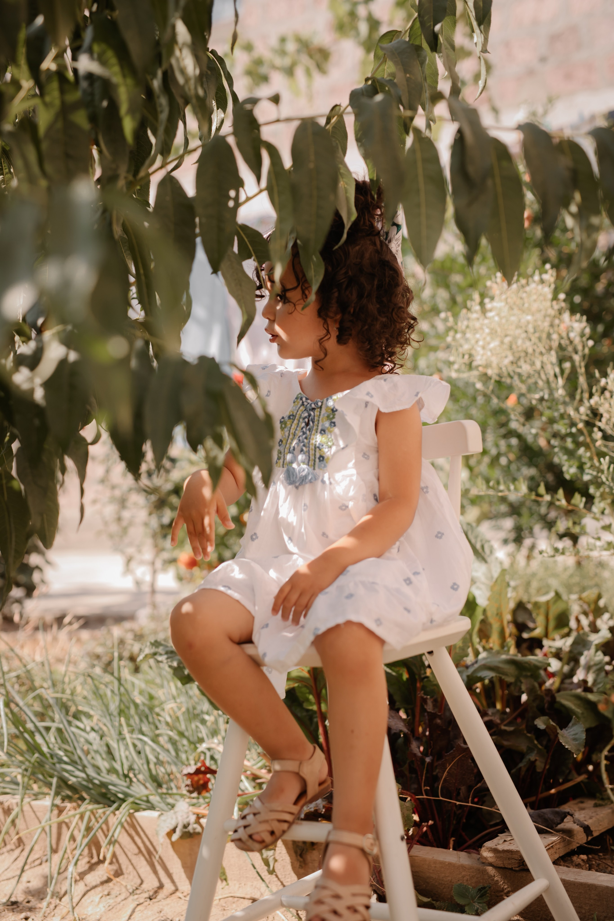 Baby with peaches. Фотограф и ретушер. (Армения/Россия)