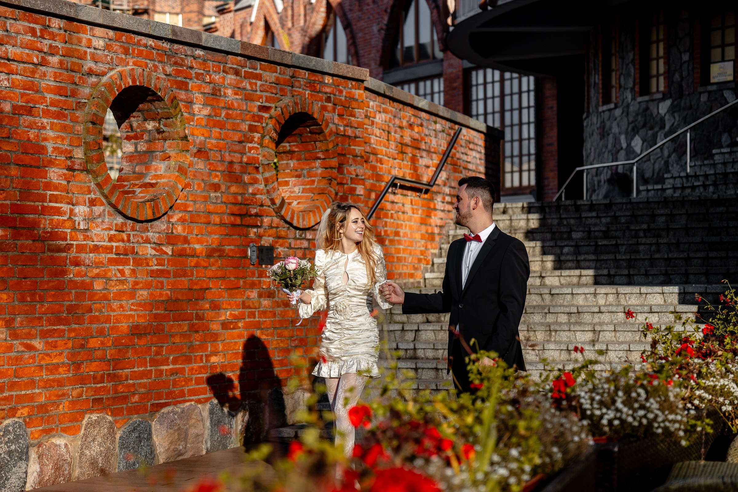 Кирилл и Эмми | Резиденция Королей, Замковый пруд. Фотограф Елена Медок Калининград