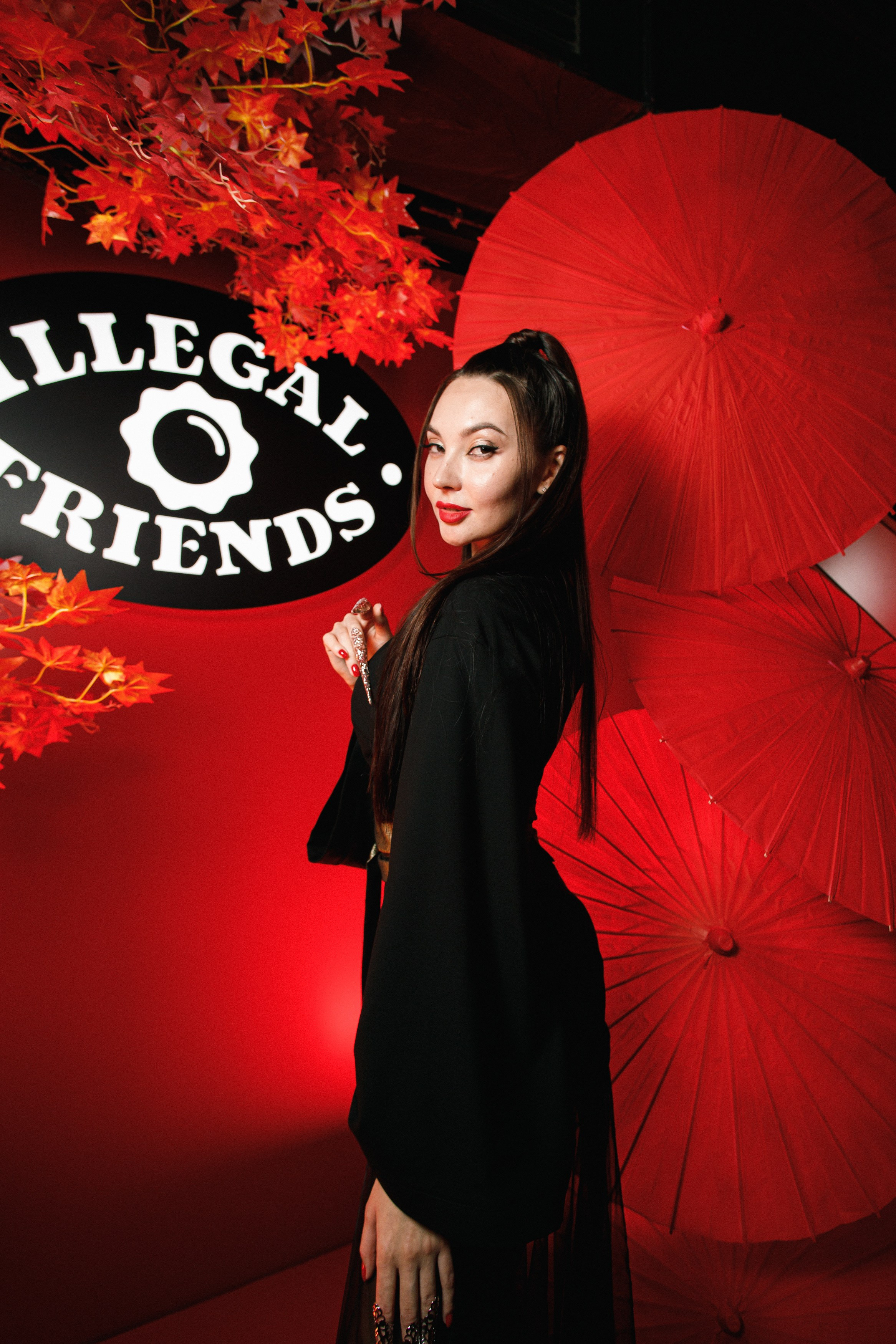 ILLEGAL FRIENDS | ASIA. СВОИ. ФОТООТЧЕТЫ-СОБЫТИЯ-МЕСТА