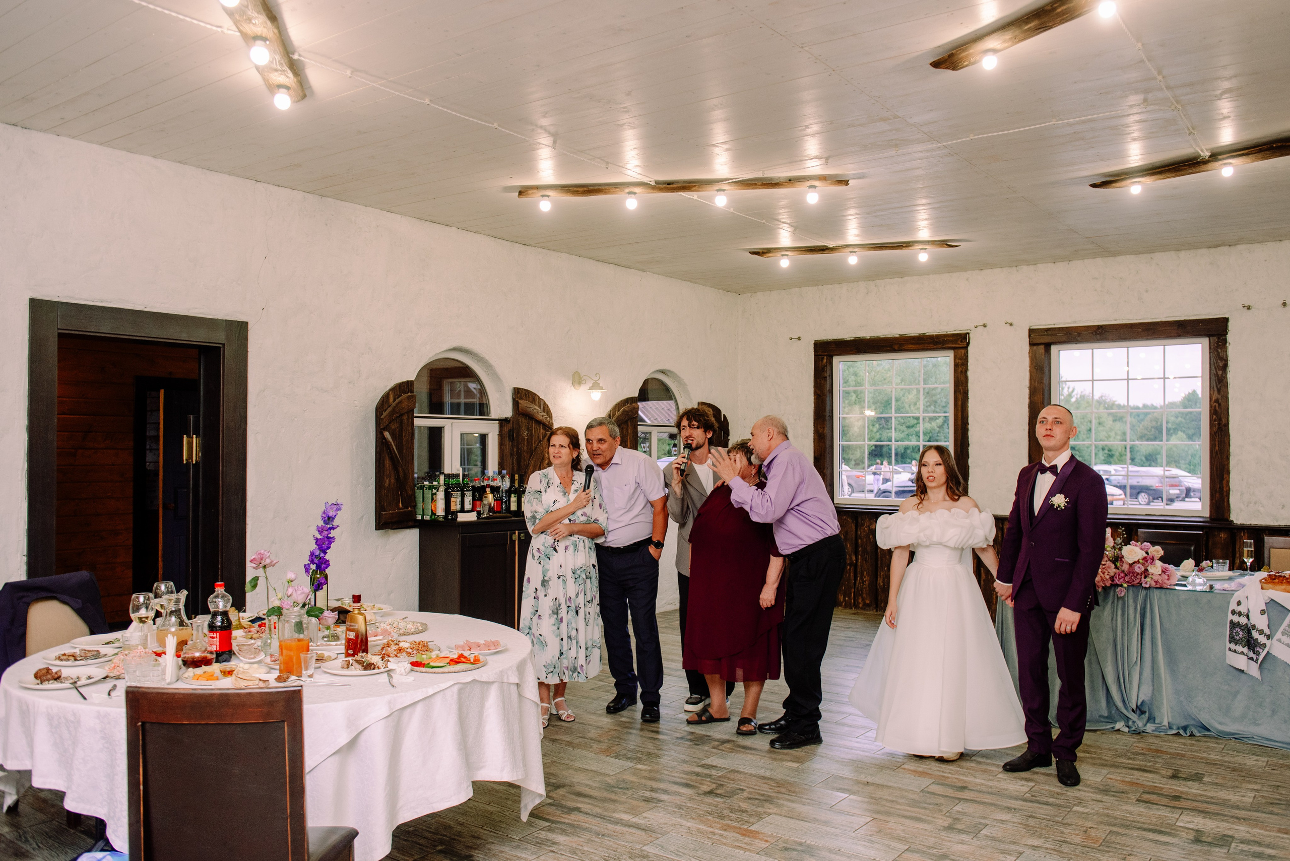 Юля и Саша — душевный банкет. Семейный и свадебный фотограф в Рязани Лиза Голованова