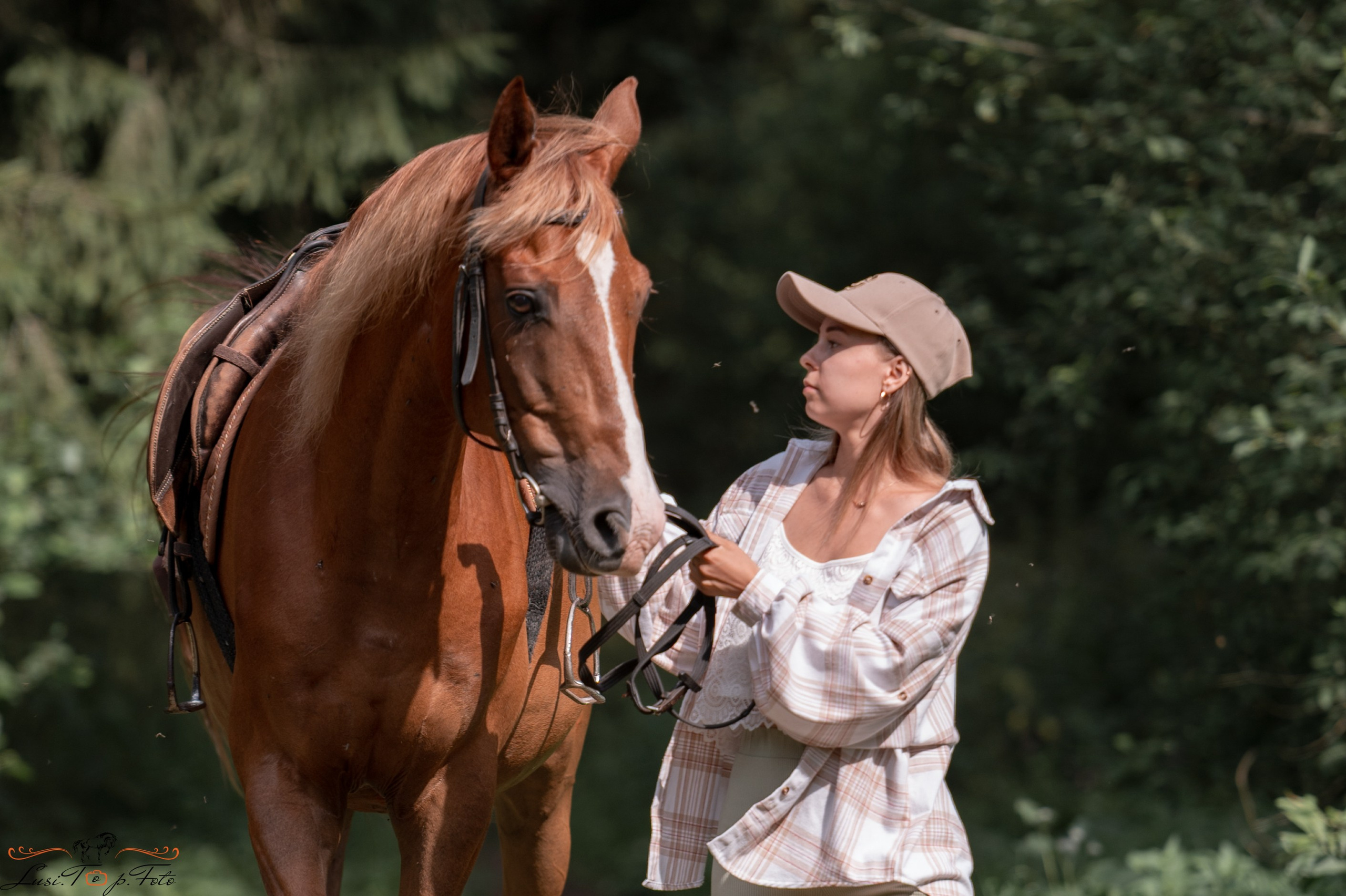 Фотосессия «Без ретуши». Конный и фотограф с животными в Твери Топталова Люся