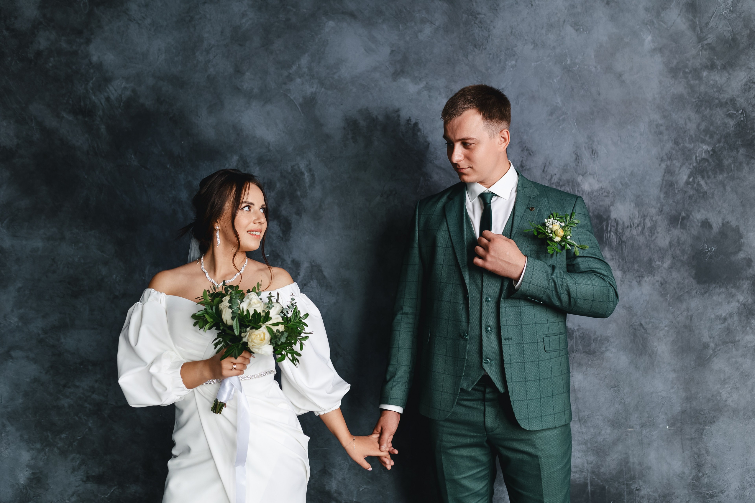 Олег и Юлия. Свадебная прогулка. Свадебный фотограф в Хабаровске