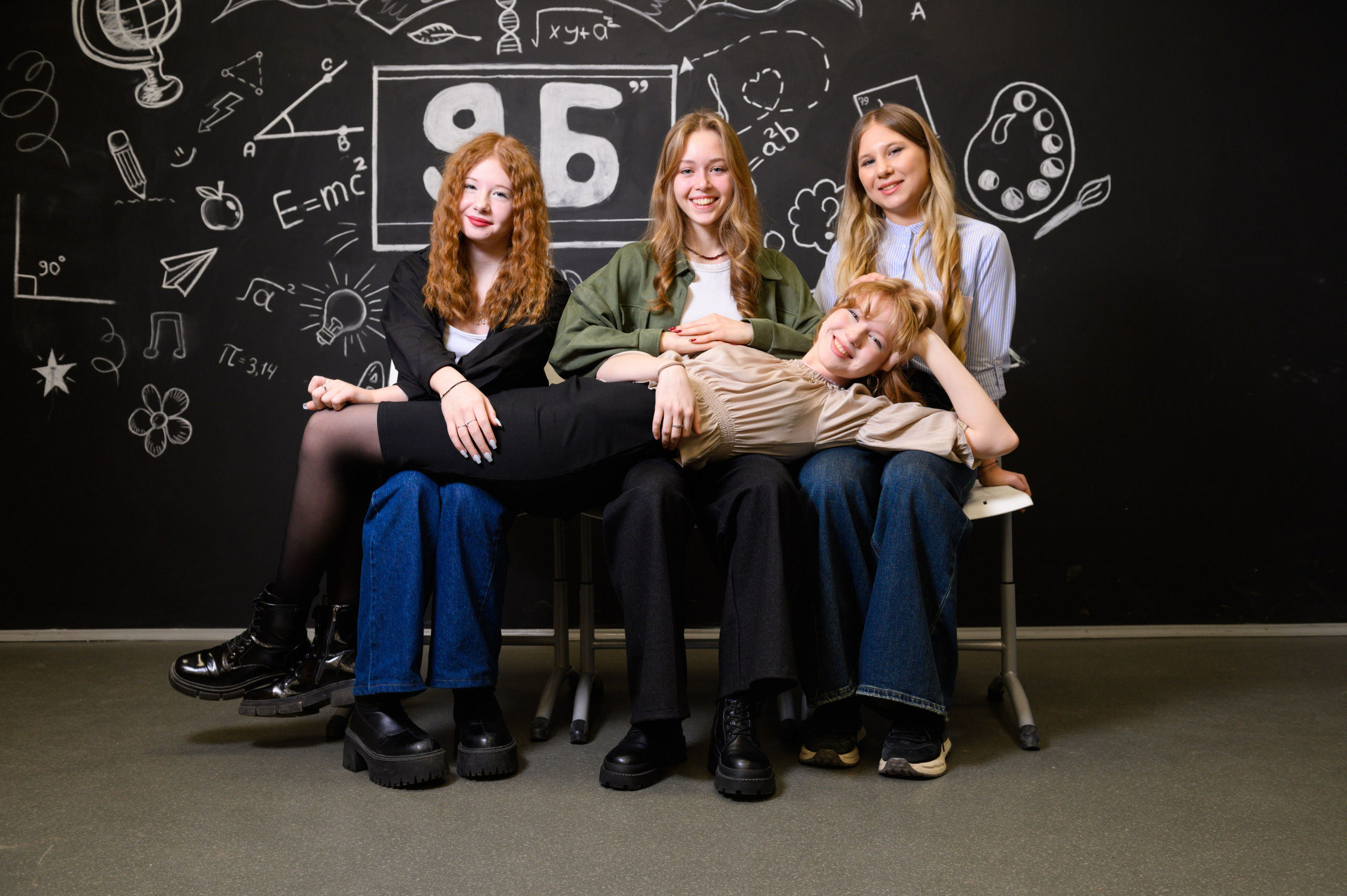 Фотосъемка на альбомы 9-11 классы. Выпускные альбомы Искитим Бердск Новосибирск