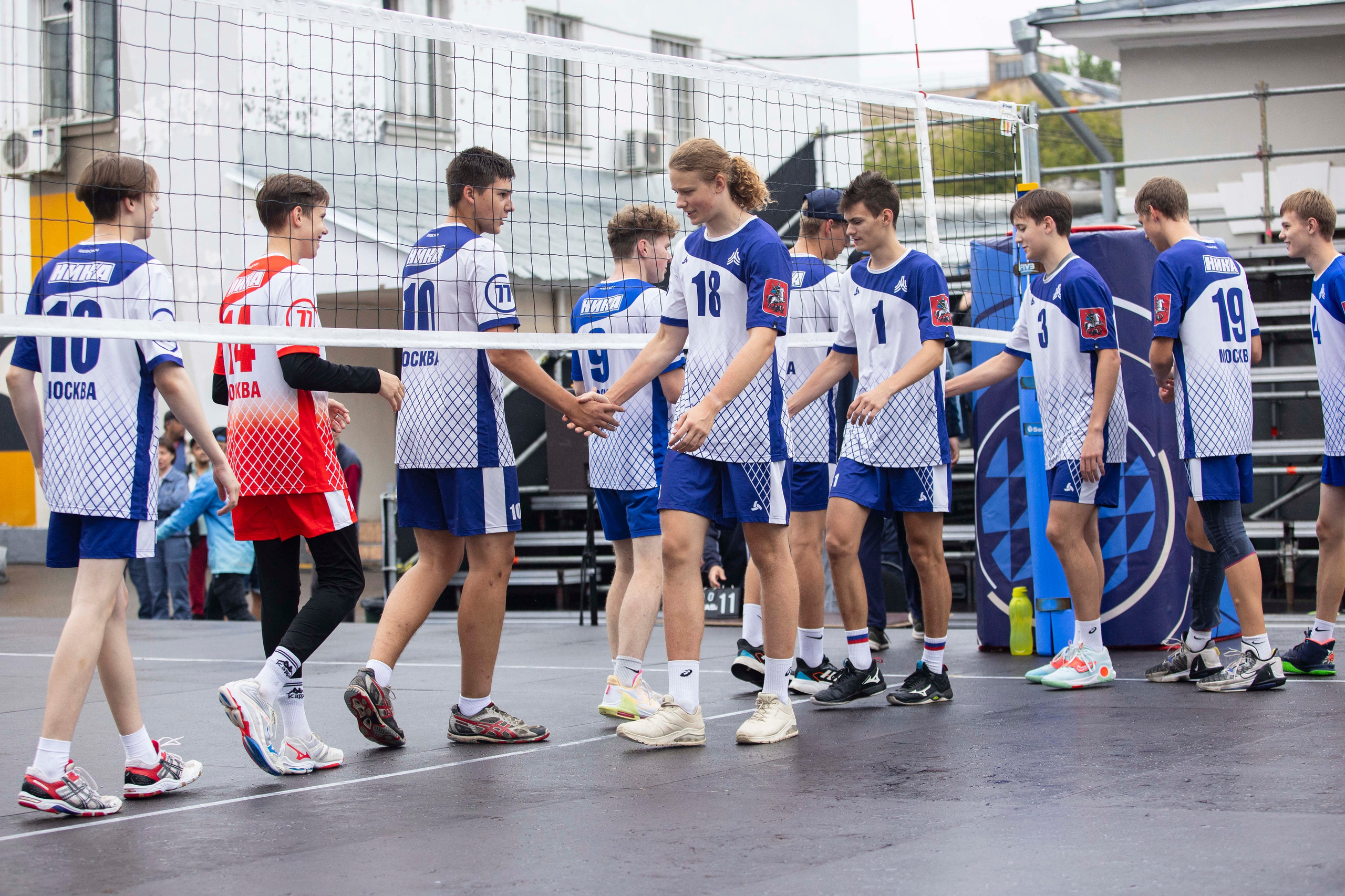 100 ЛЕТ ОТЕЧЕСТВЕННОМУ ВОЛЕЙБОЛУ. Фотограф Георгий Нигматулин