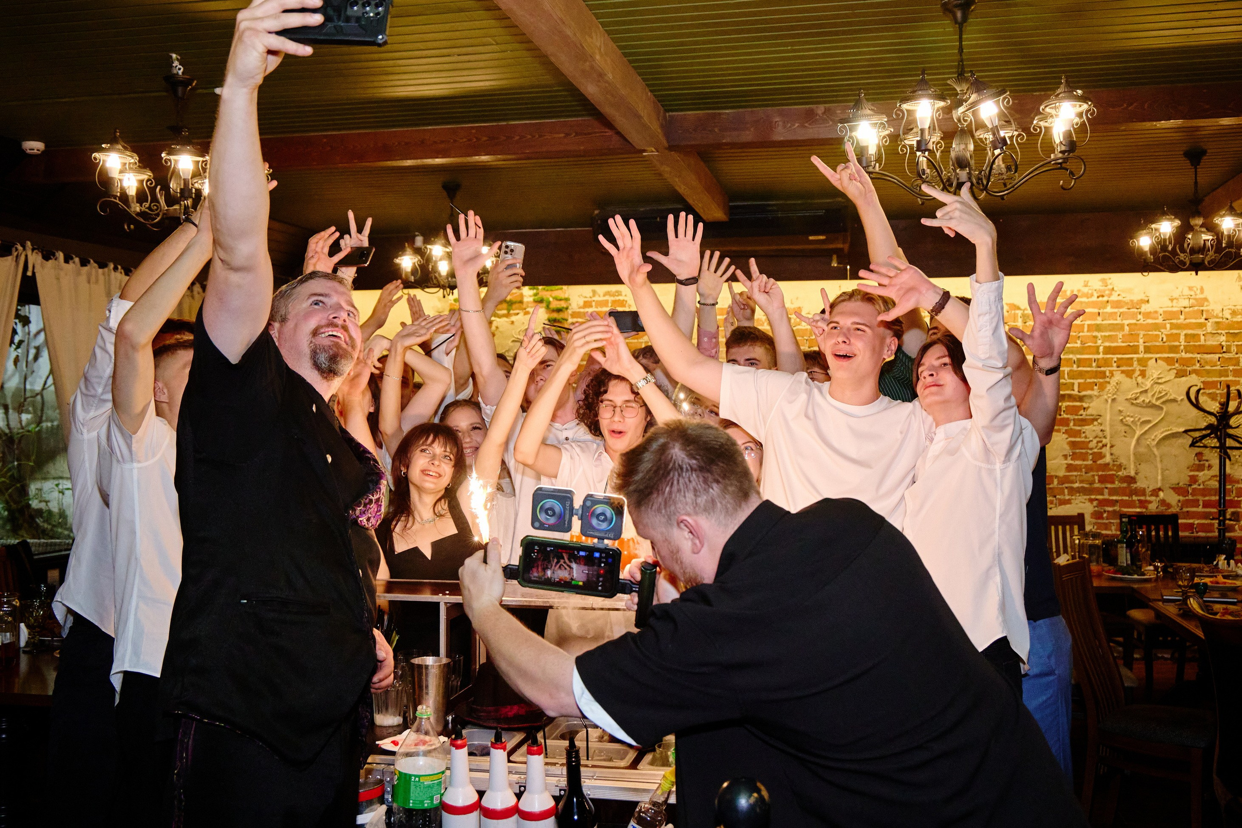 Выпускной 35 Сош. Фотограф Выпускные альбомы Таганрог Сергей Коробченко