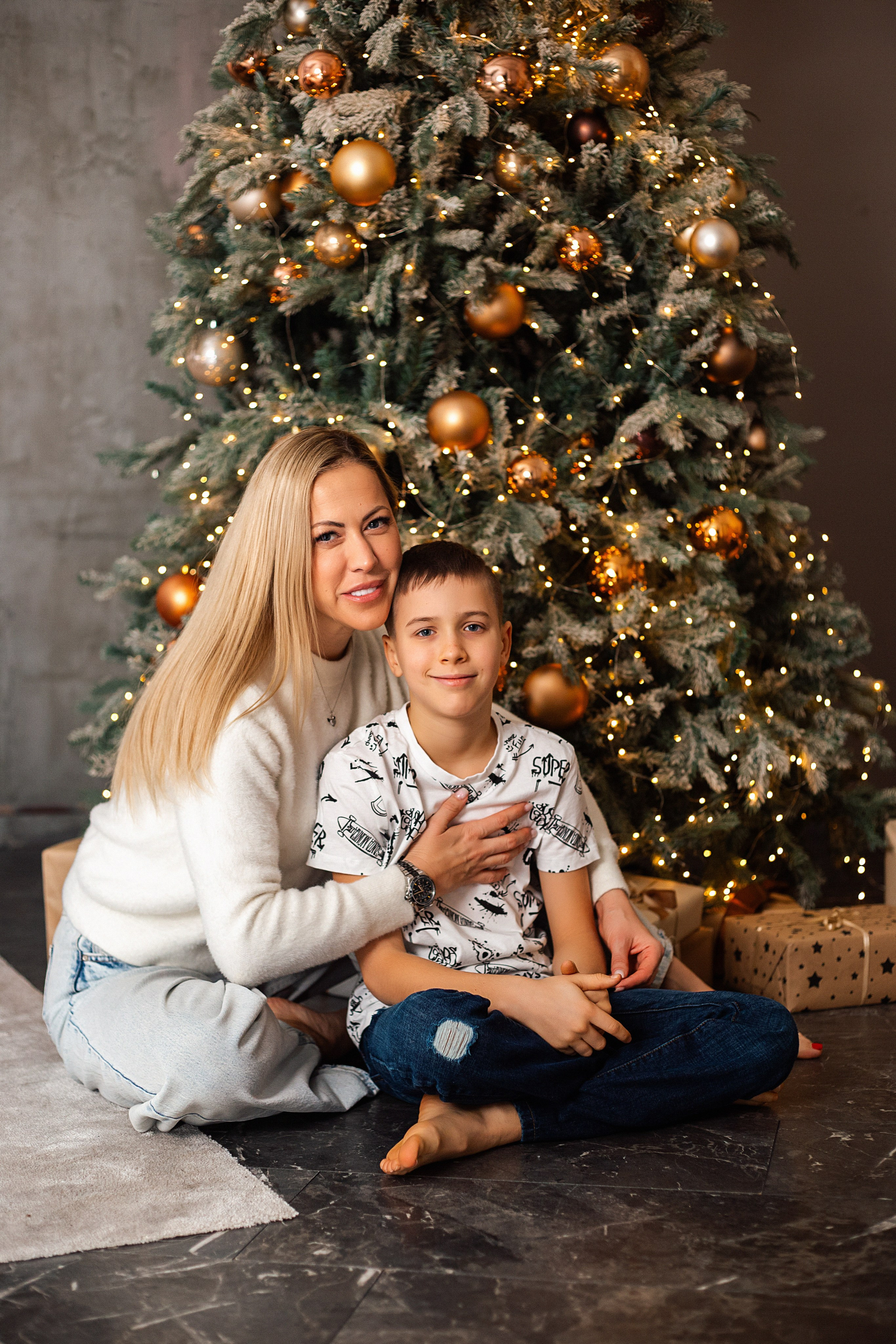 Мама и сын. Https://malovafoto.ru