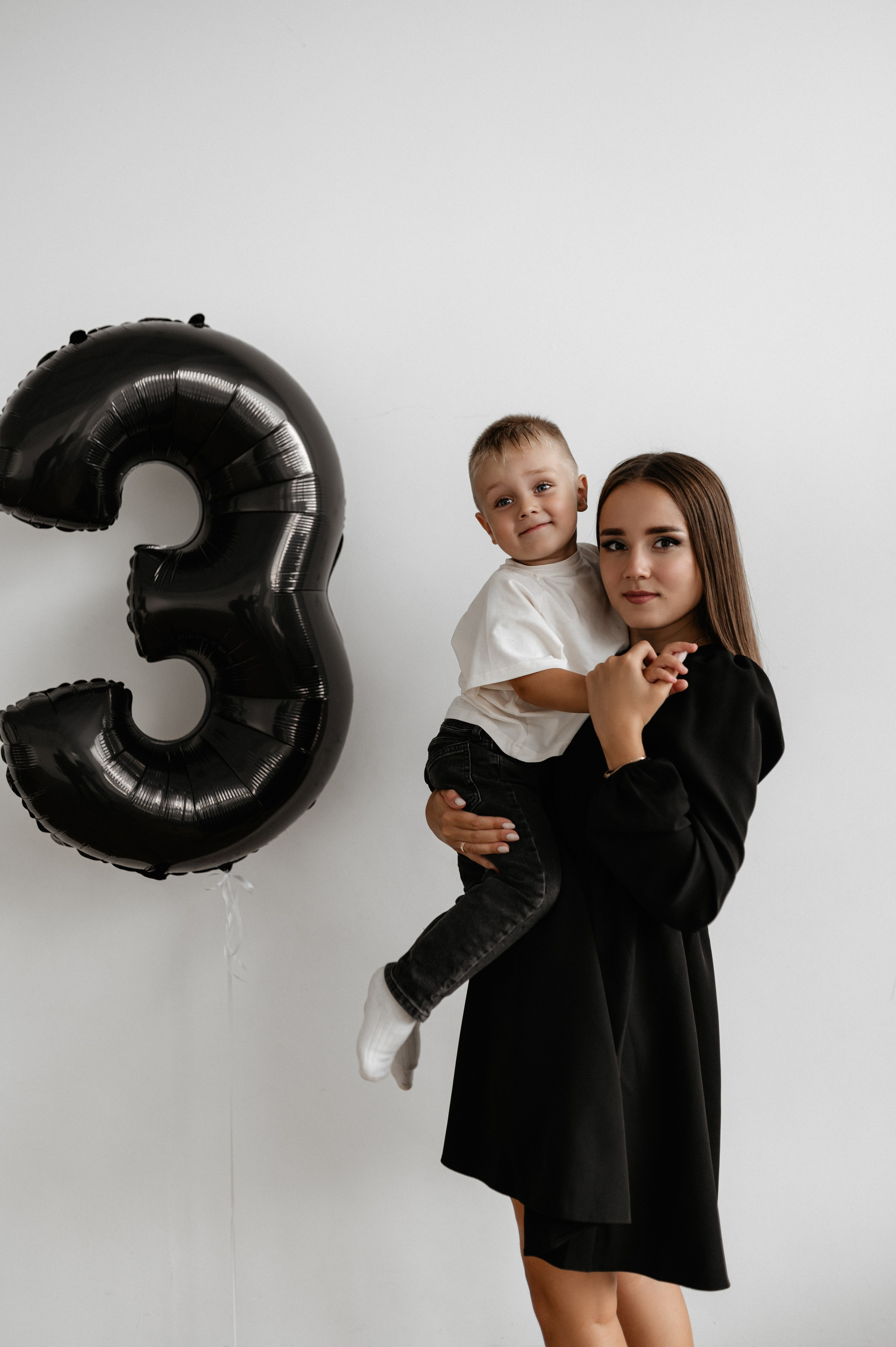 Детский black ДР в студии. Главная